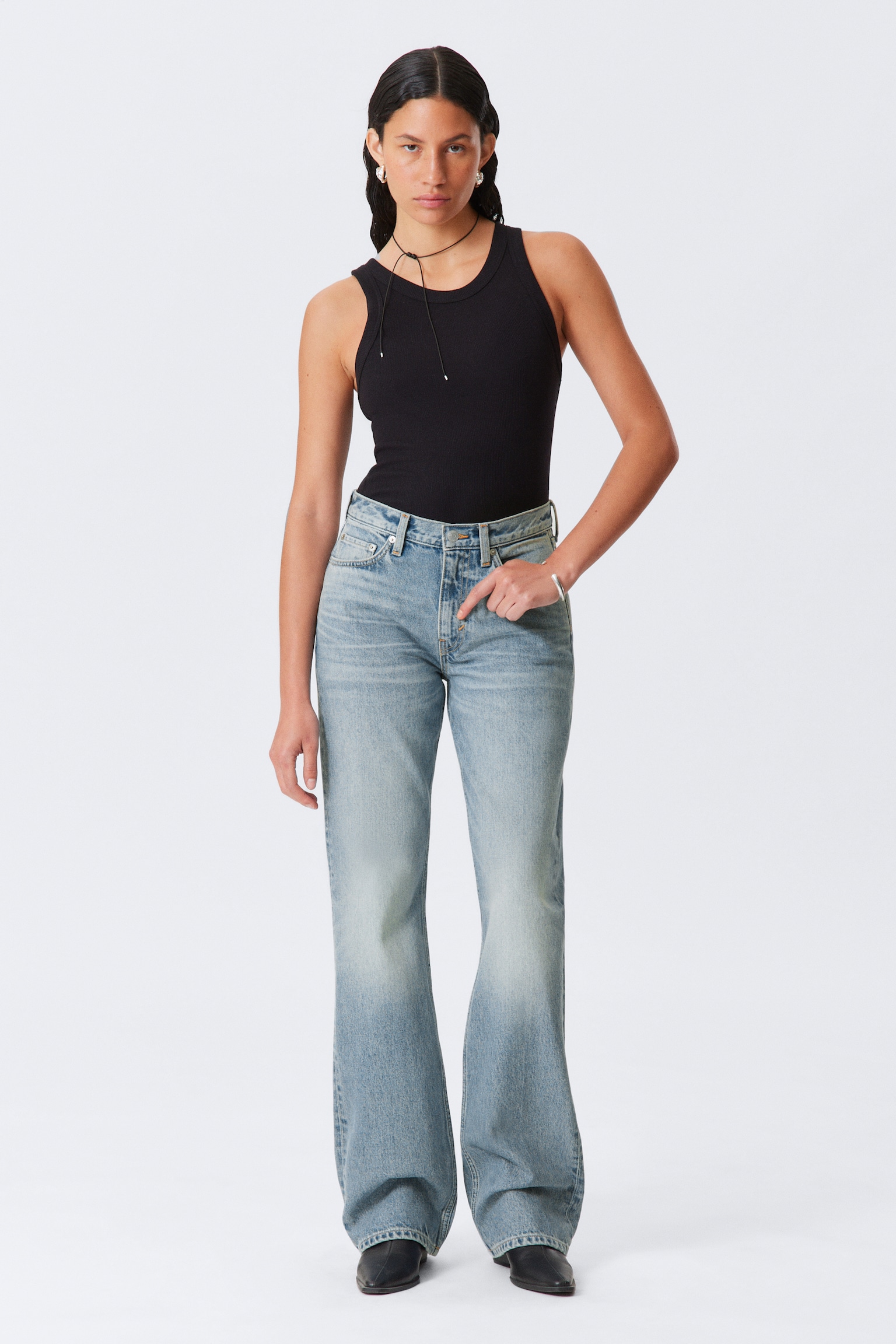 Dżinsy Moon Mid Rise Regular Bootcut Leg - Seventeen Blue - Medium Blue/Tuned Black - Black/Aeon Blue - Light Blue/Deep Night - Black/Seventeen Blue - Medium Blue - 1