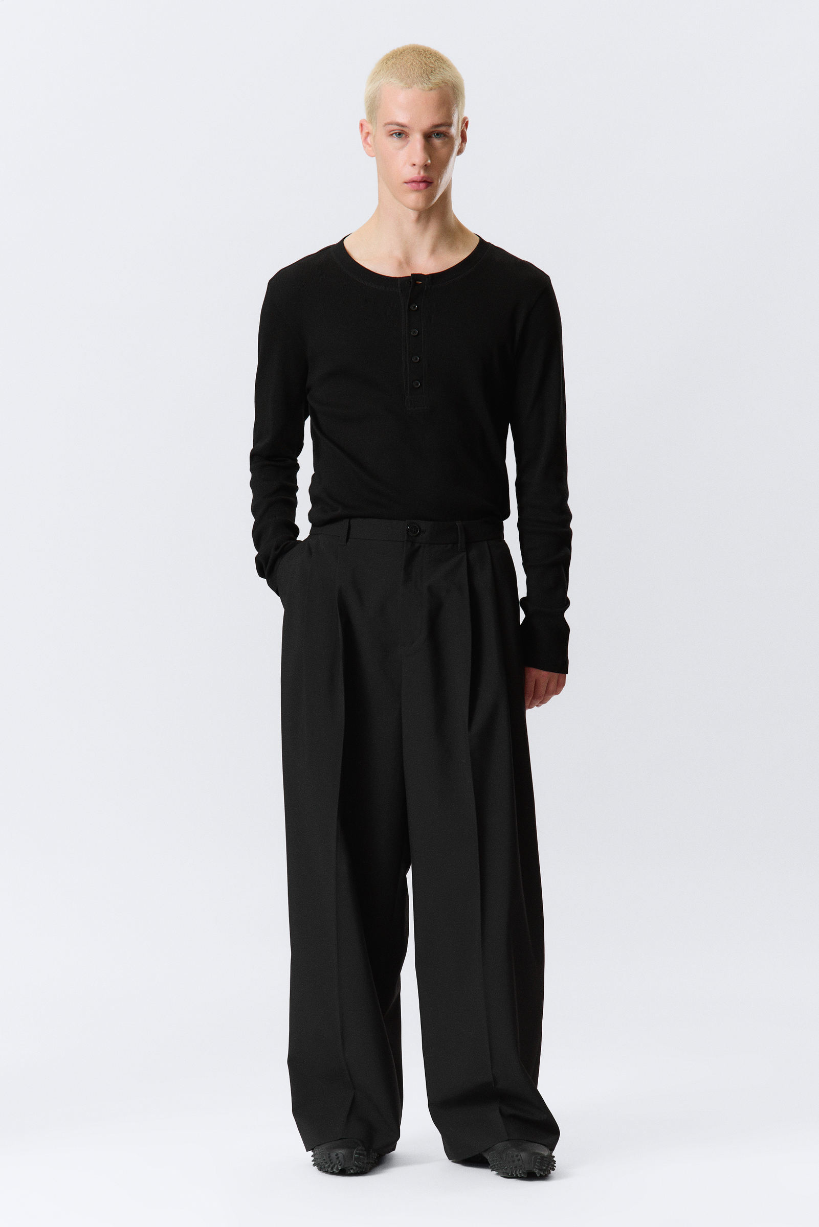 Weekday Mænd Sort Nate Baggy Fit Pleated Suit Trousers