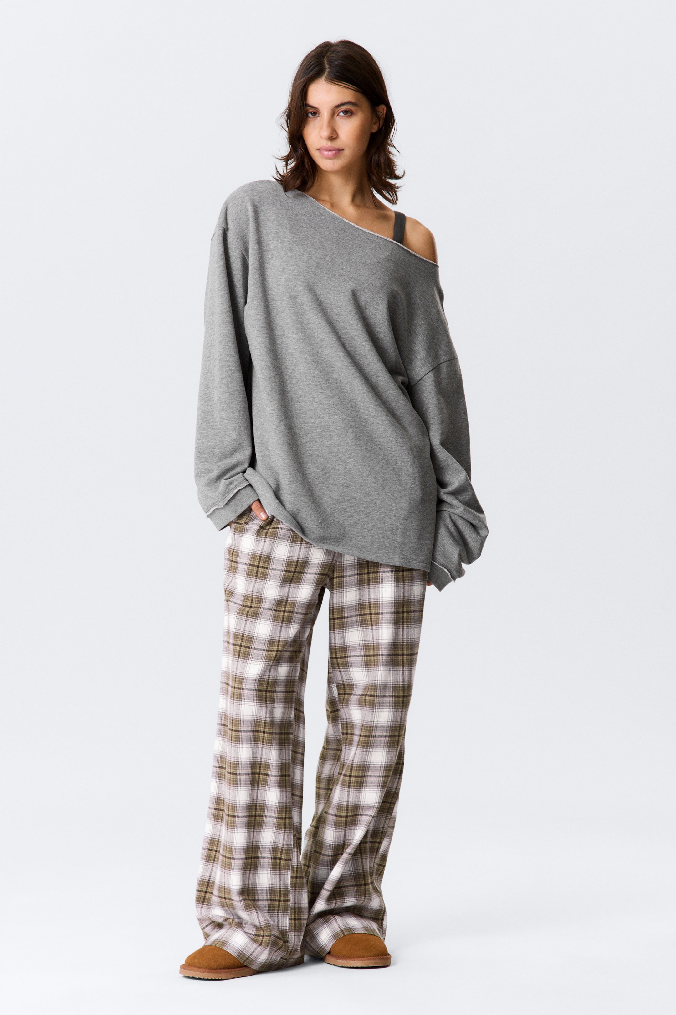 Gråmelerad - Avslappnad off-shoulder pyjamas-topp - 1