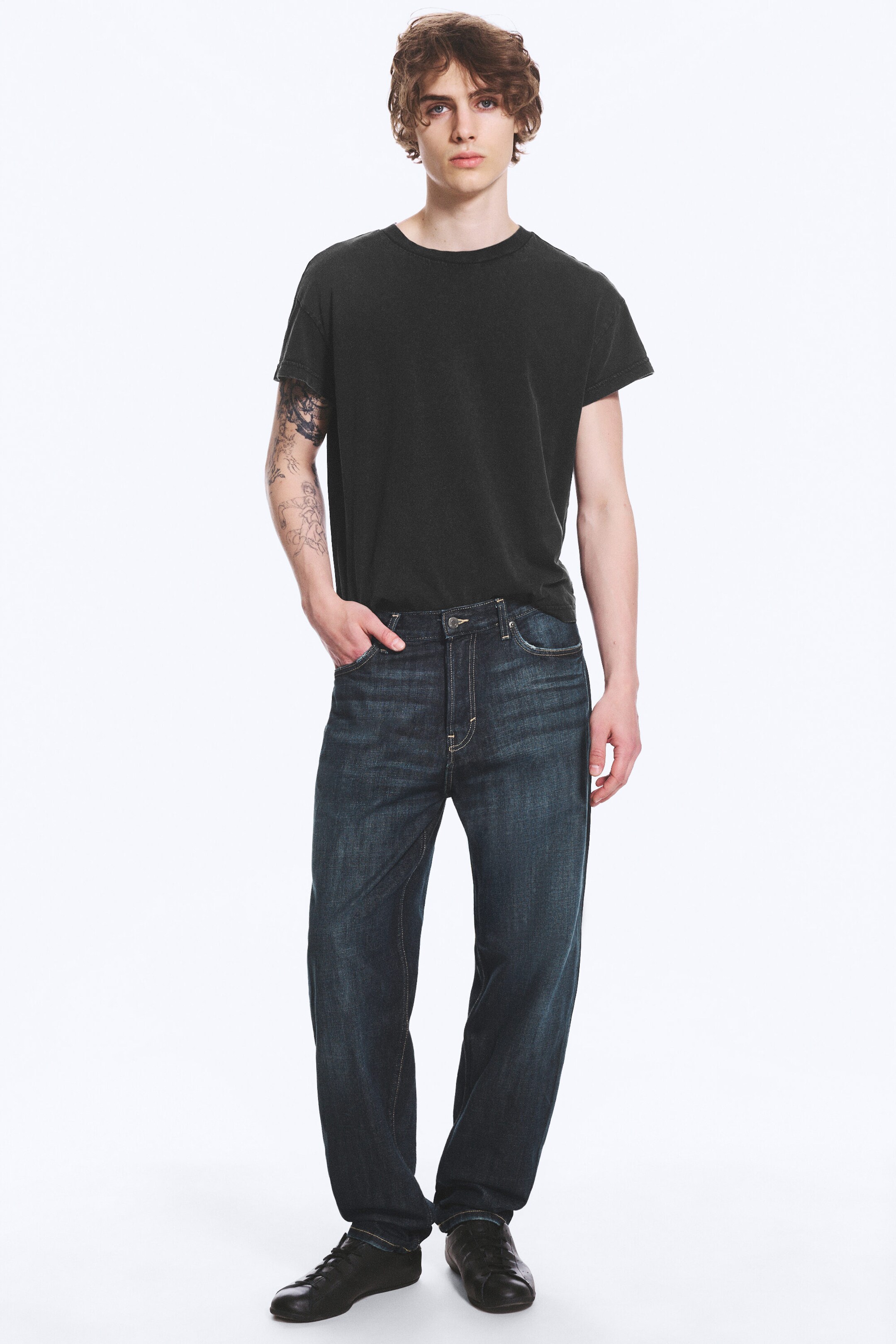 Bleu profond - Bleu foncé - Jean fuselé relaxed taille mi-haute Ray - 1