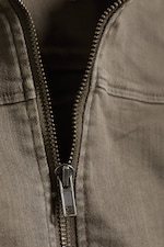Dusty Grey - GENEVIEVE SCHMALE STRUKTURIERTE BAUMWOLL-ZIP-JACKE - 5