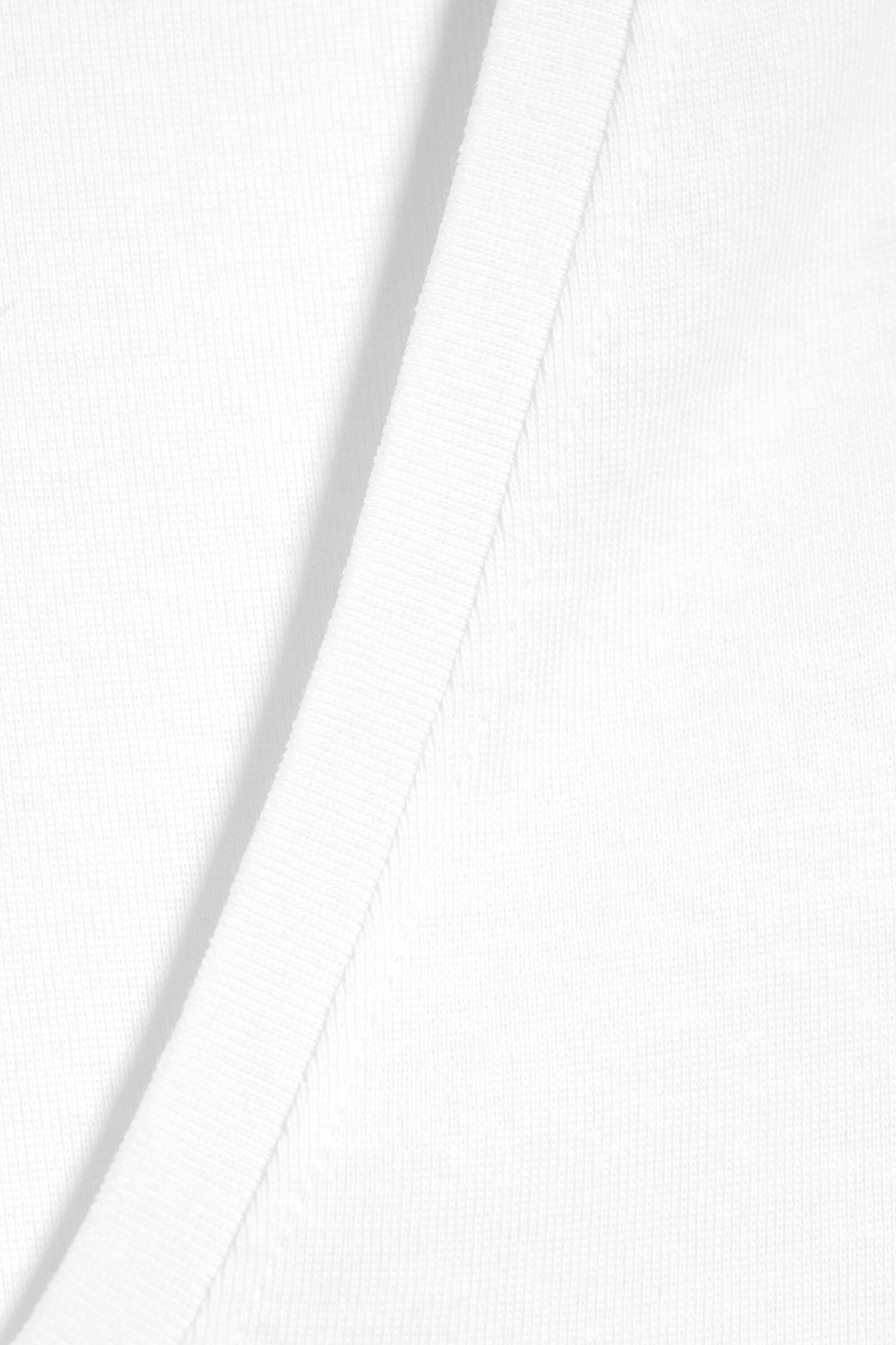 Vit - Slim Fit Deep V-Neck T-Shirt - 4