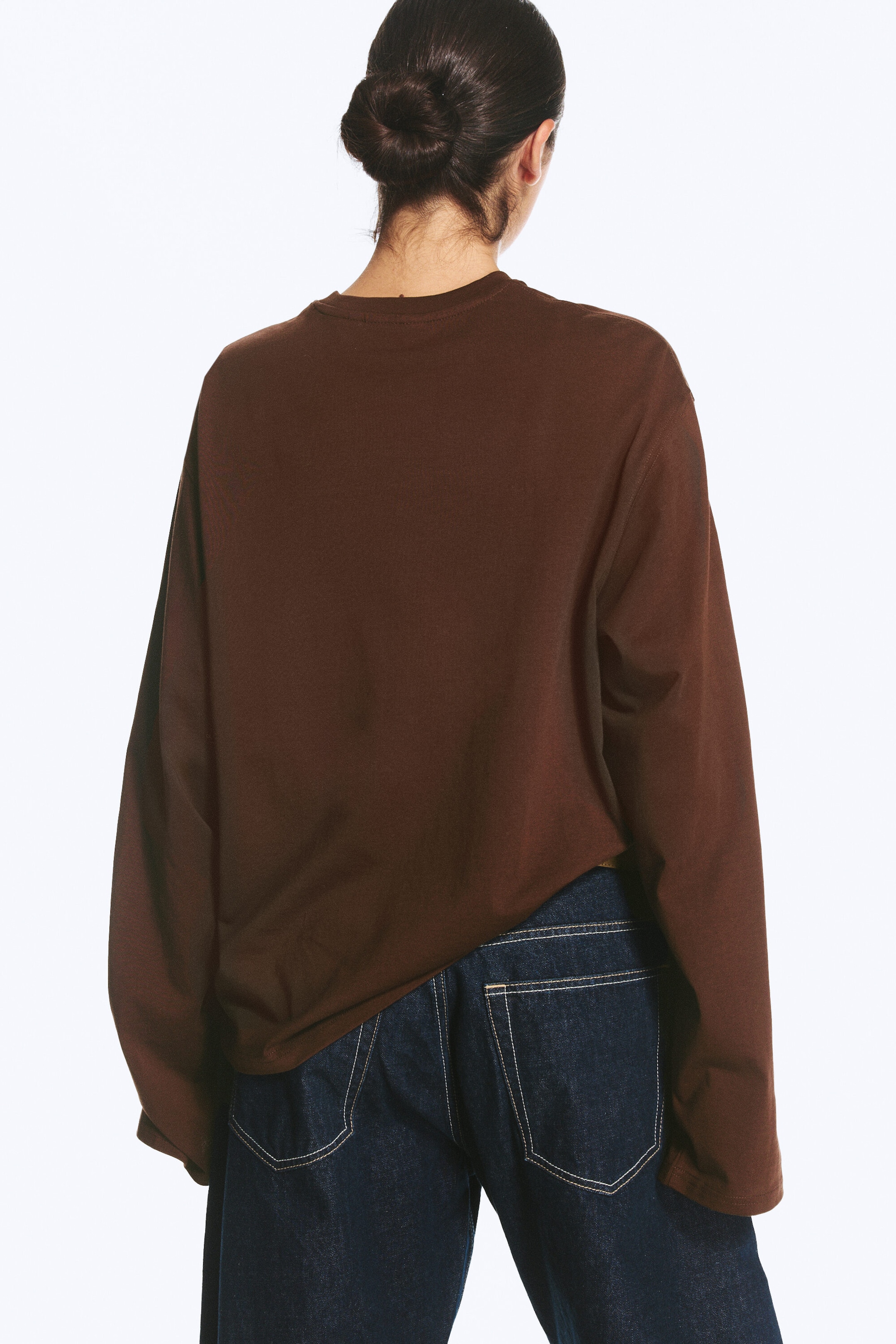 Dunkelbraun - Boxy Longsleeve aus Baumwolle - 2