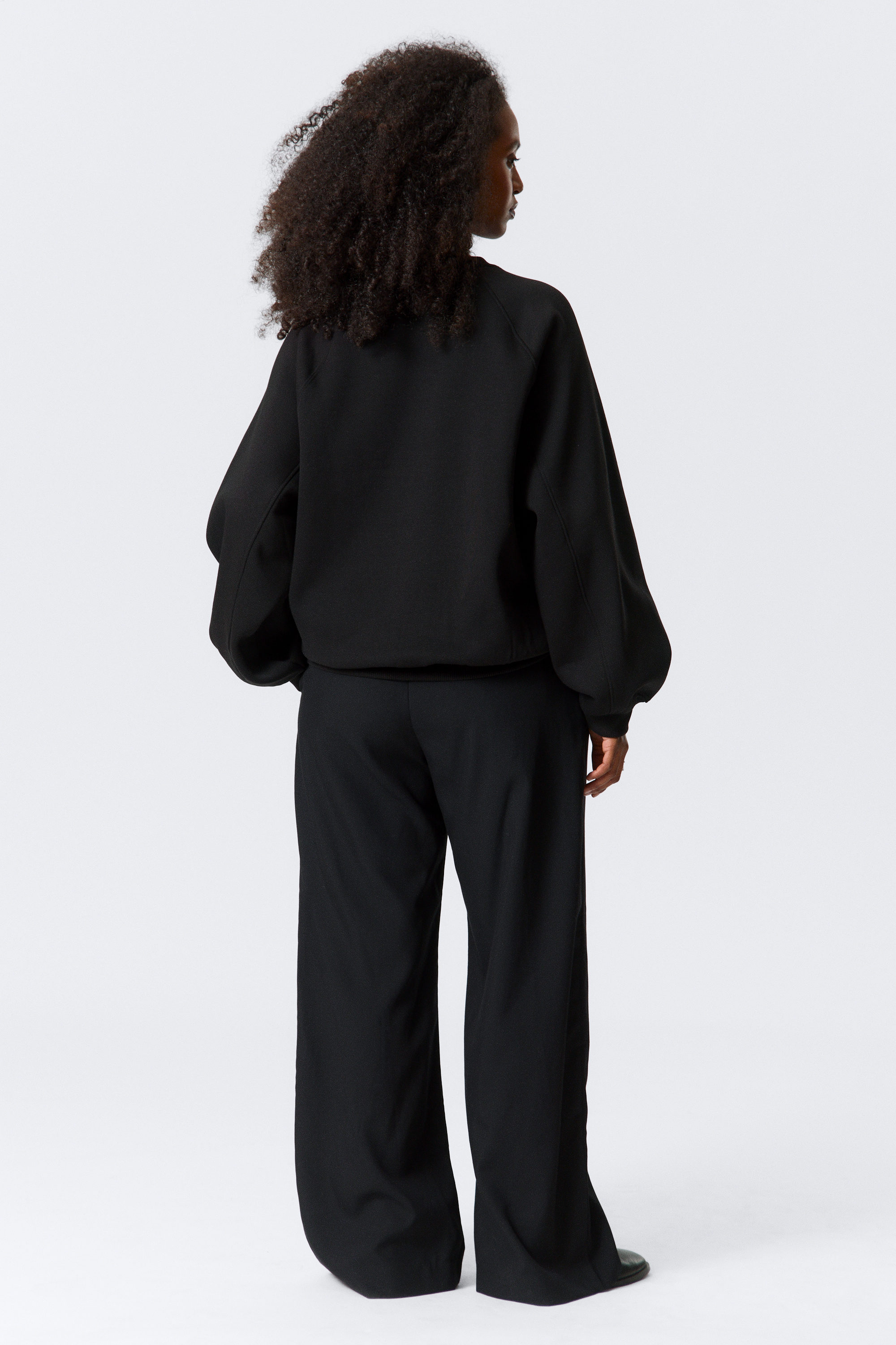 Black - Loose Heavy Sweater - 2