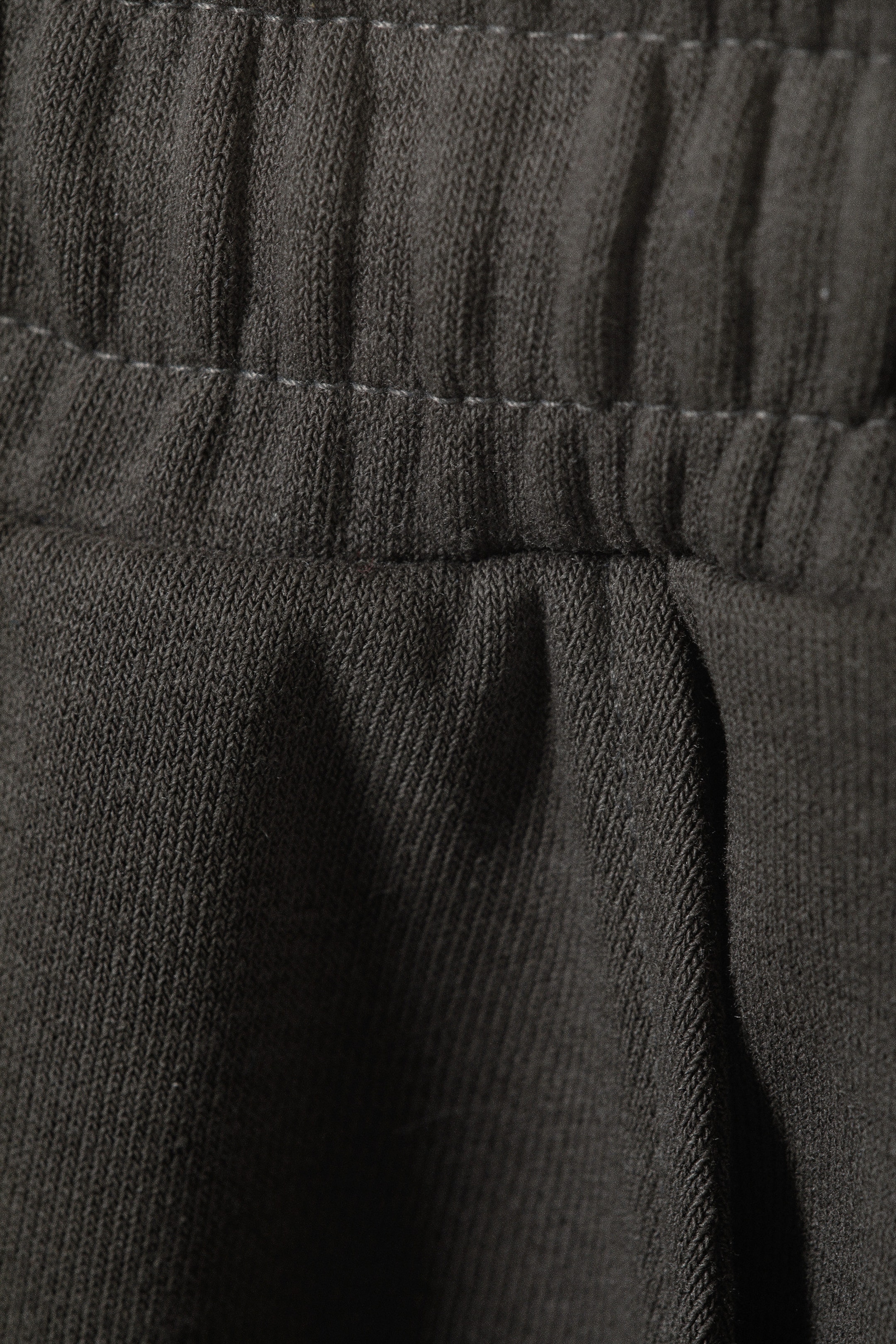 Dunkelgrau - Knielange Oversized-Frotteeshorts - 2