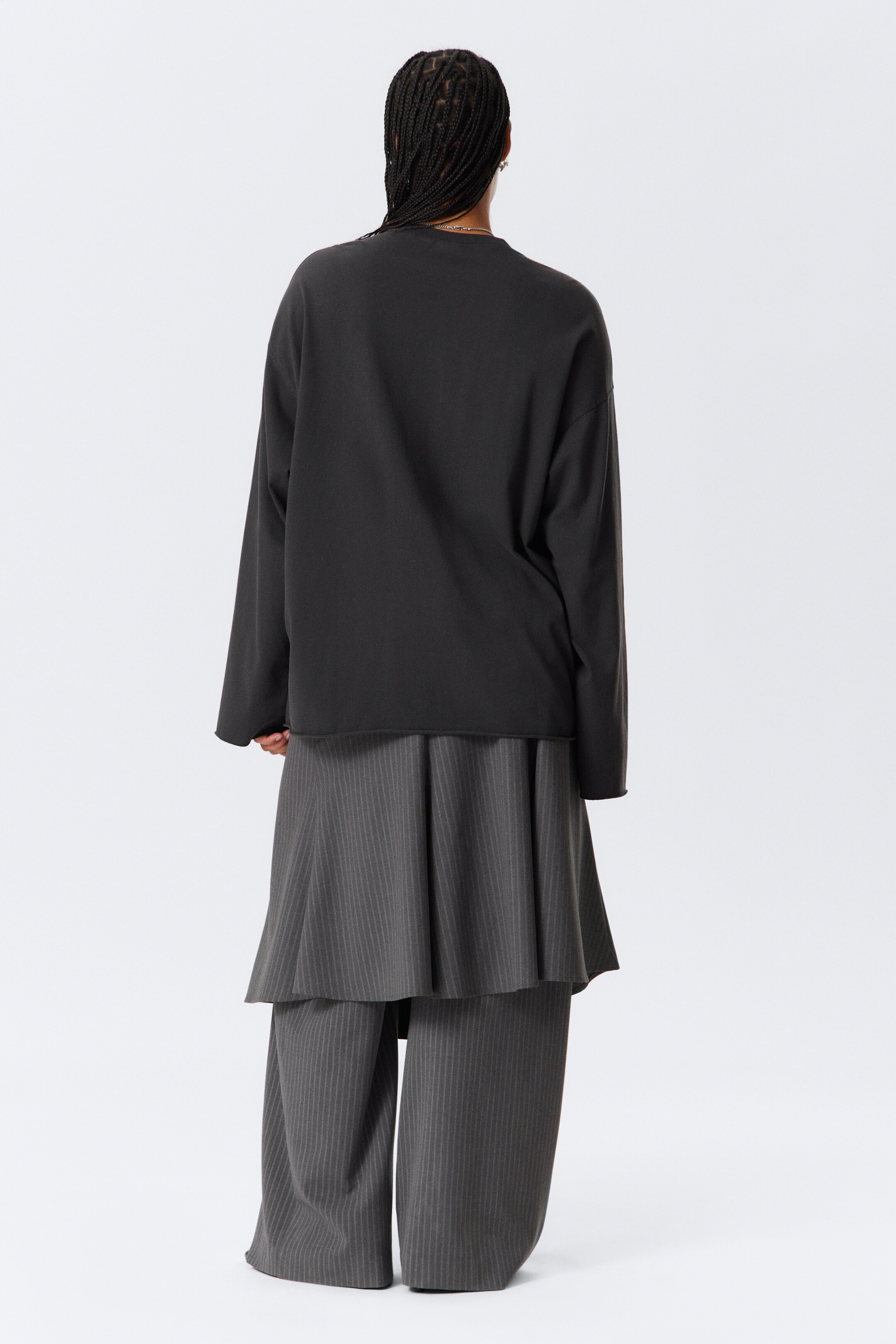 Προβολή μεγαλύτερης εικόνας: Μακρυμάνικο Printed Oversized Βαμβακερό Τοπ - Σκούρο Γκρι - Νέα Αρχή - Ladies | H&M GR 4