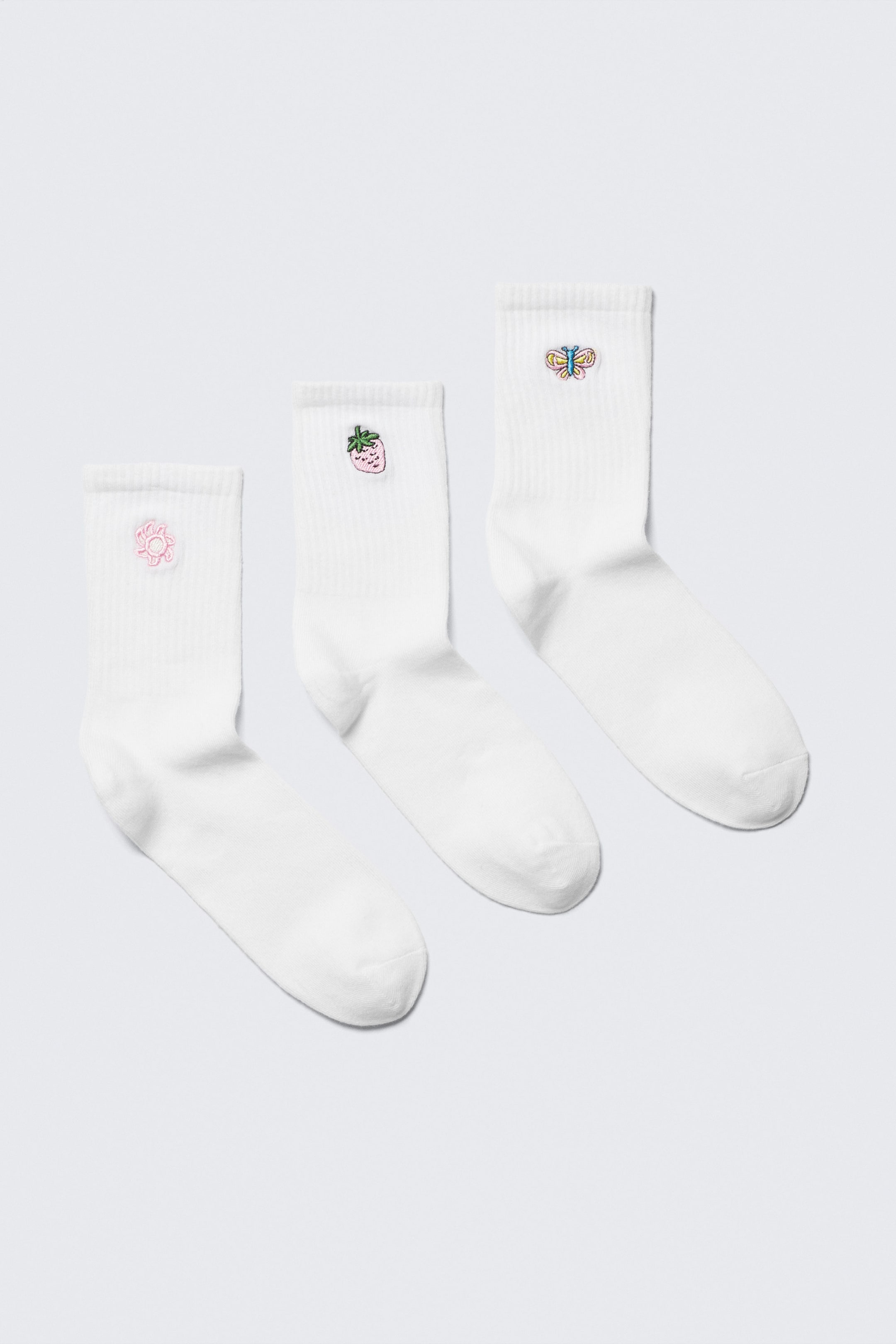Vit - Broderad mix - 3-pack broderade crewstrumpor