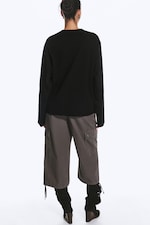 Black - Boxy V-neck Long-sleevd T-shirt - 2