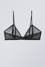 Zwarte streep - Kanten bralette Zelda - 1