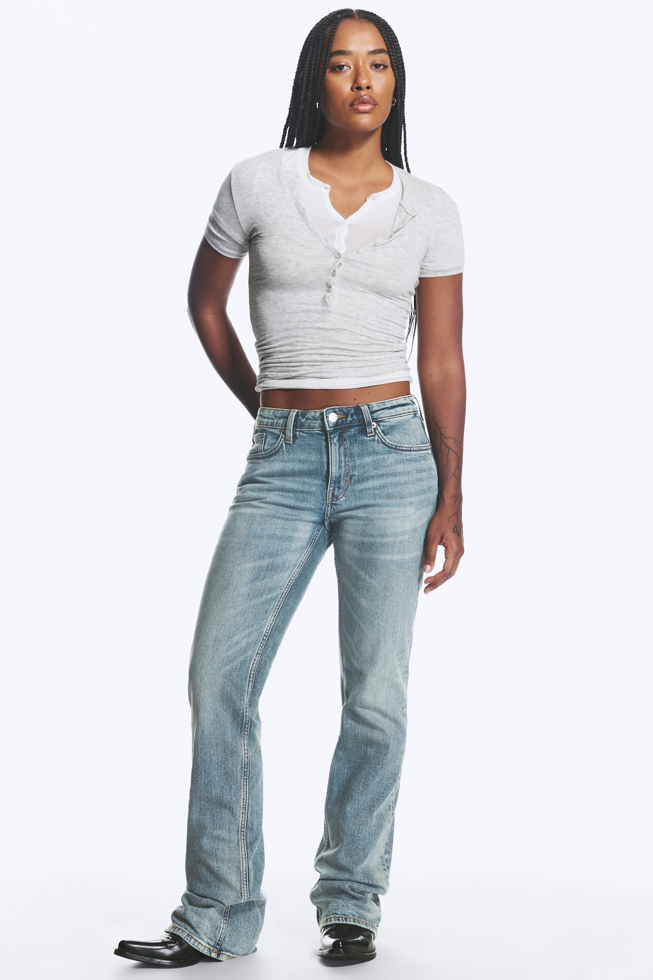 Perseus Blue - Mittelblau - Tension Mid Waist Slim Bootcut Jeans - 3