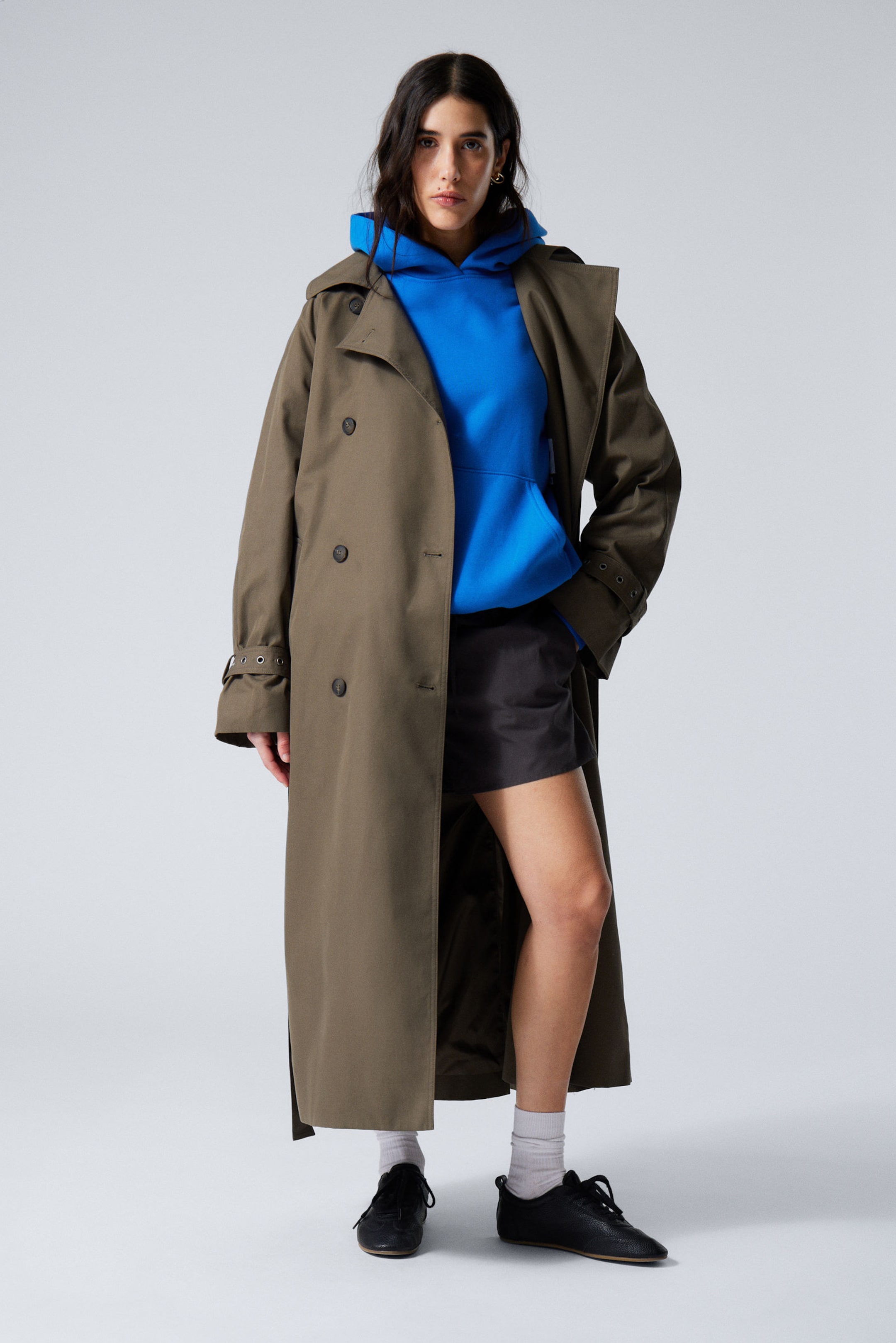 Mörk mullvad - Oversized dubbelknäppt trenchcoat - 2