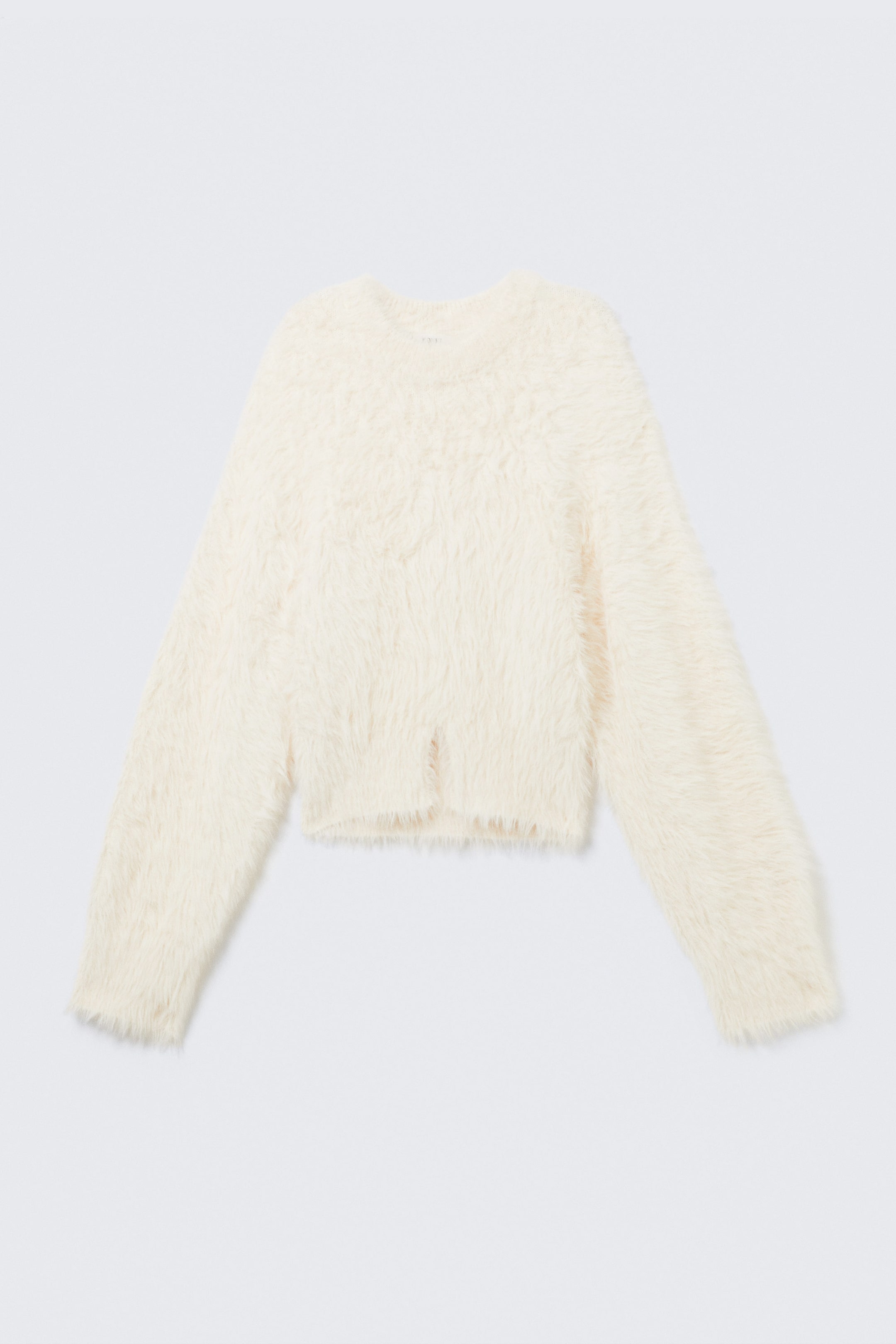 Weiß - Flauschiger Strickpullover - 3