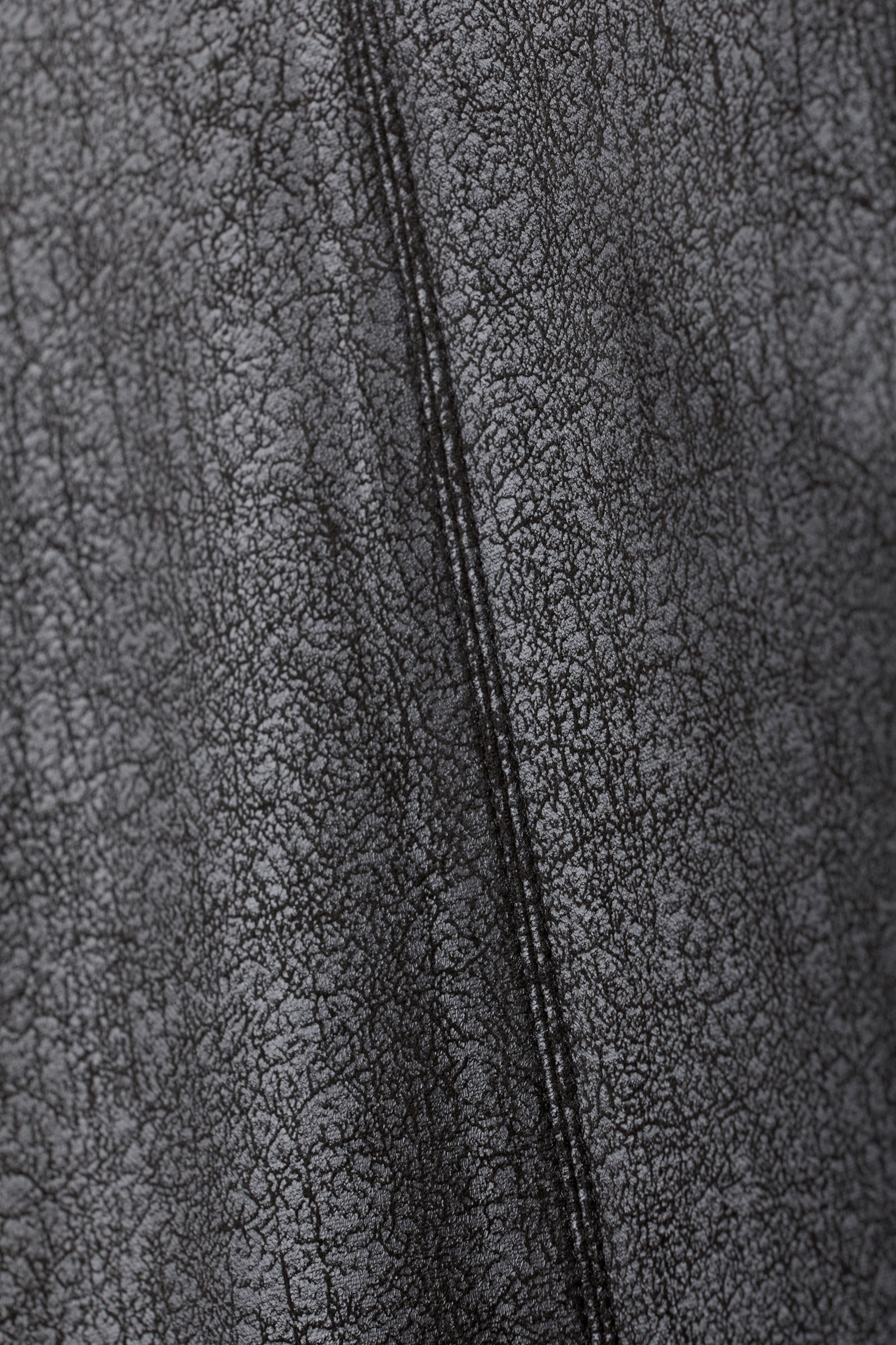 Schwarz - Beschichtete schmale Kunstlederhose Dalia - 2
