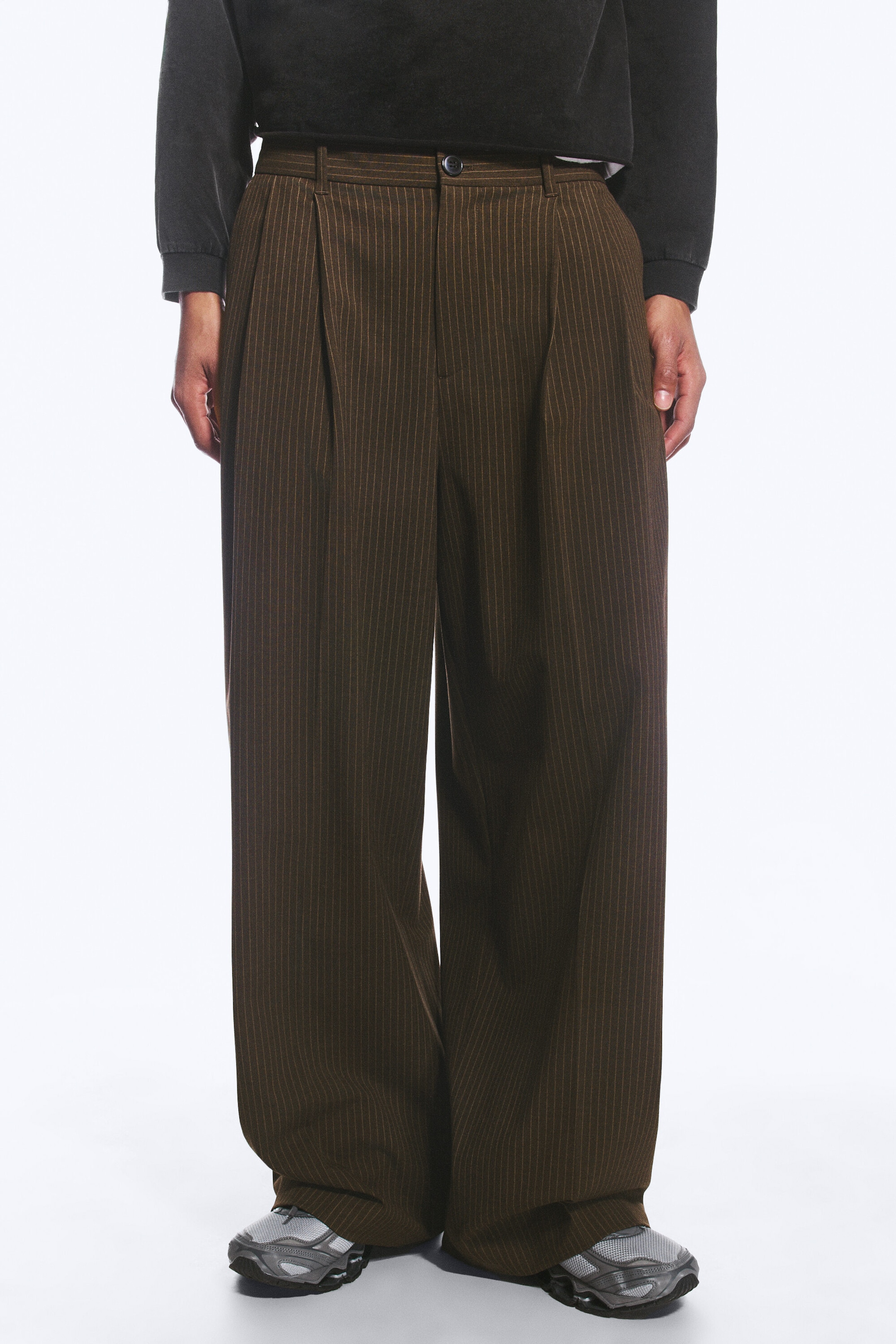 Brown Pinstripe - Nate Regular Waist Baggy Straight Trousers - 3
