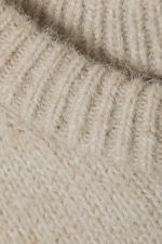 Dimmig beige - Avslappnad hårig stickad tröja - 1