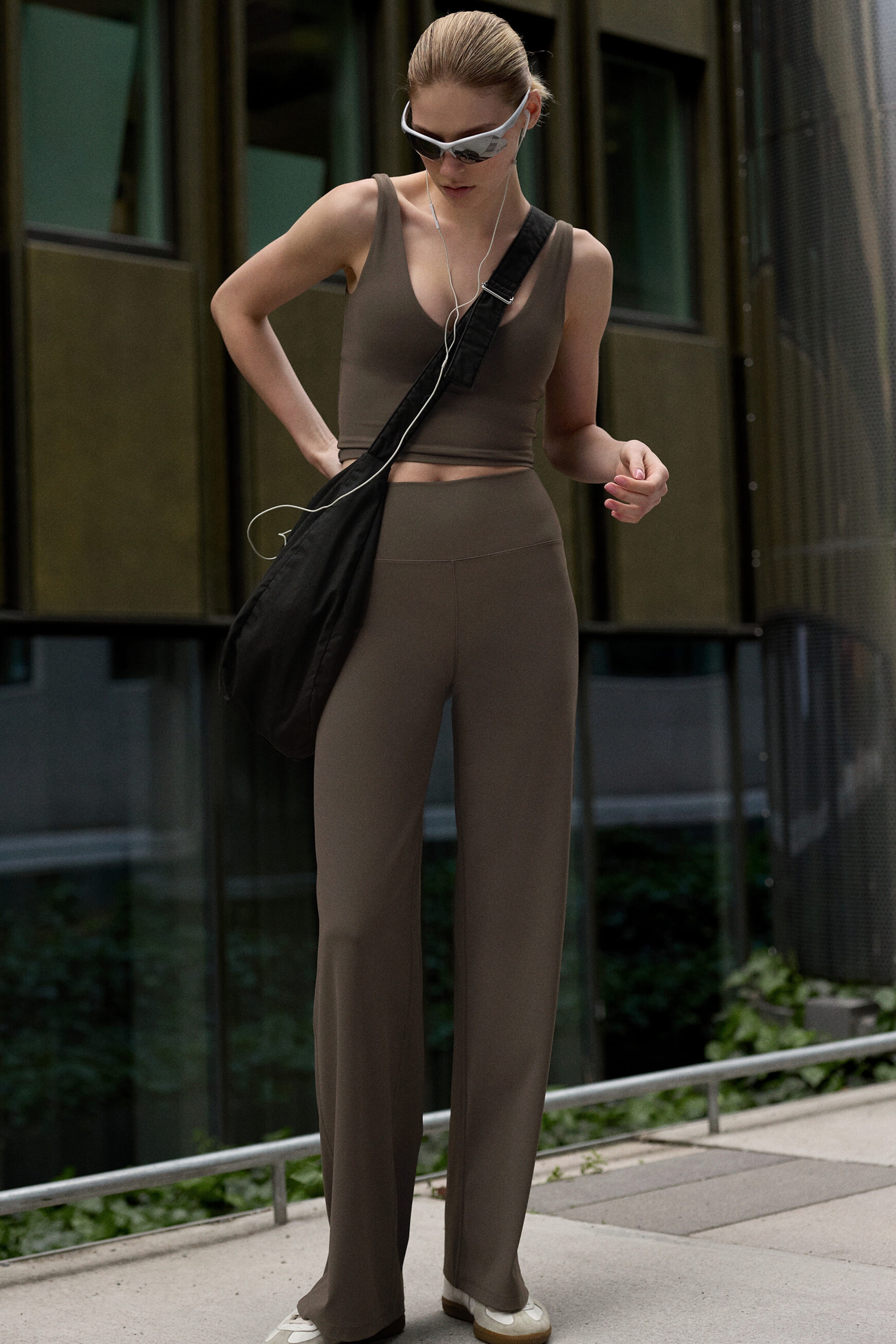 Dark Mole - Relaxed Sports Trousers - 1