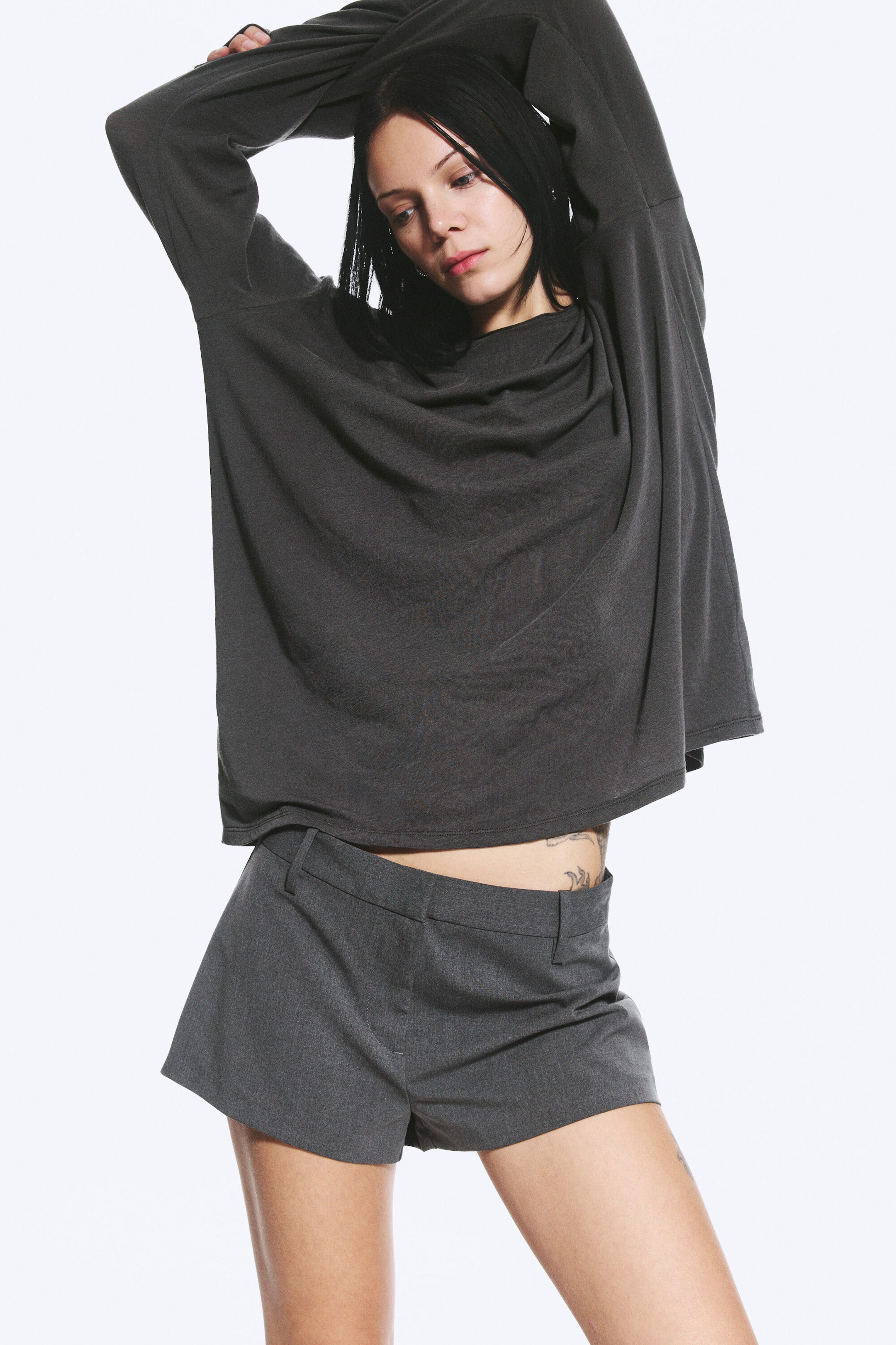 Dark Grey Melange - Low Waist Mini Suiting Shorts - 2