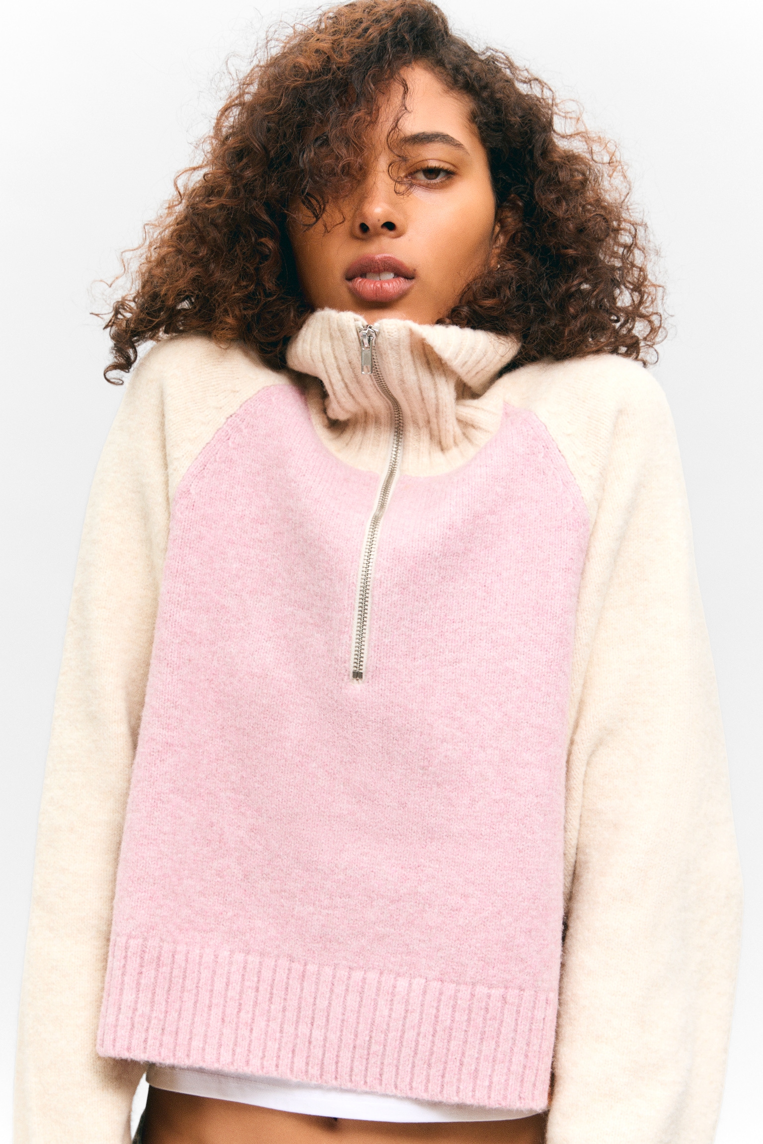 Short Half-Zip Knitted Sweater - Dusty Pink & Cream White/Dusty Light Grey Melange - 5