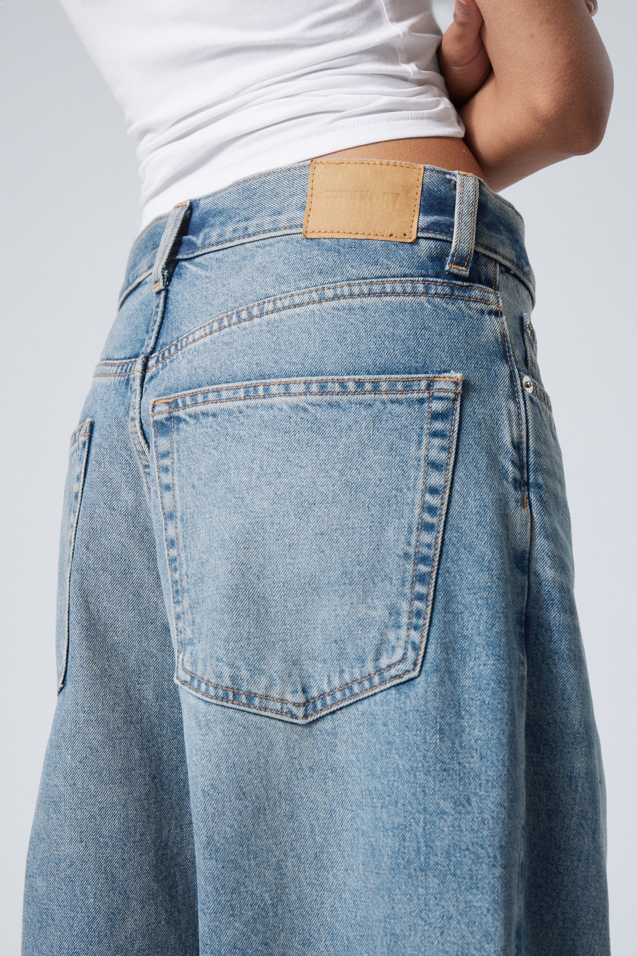 Seventeen Blue - Mittelblau - Astro Loose Baggy Leg Jeans - 7