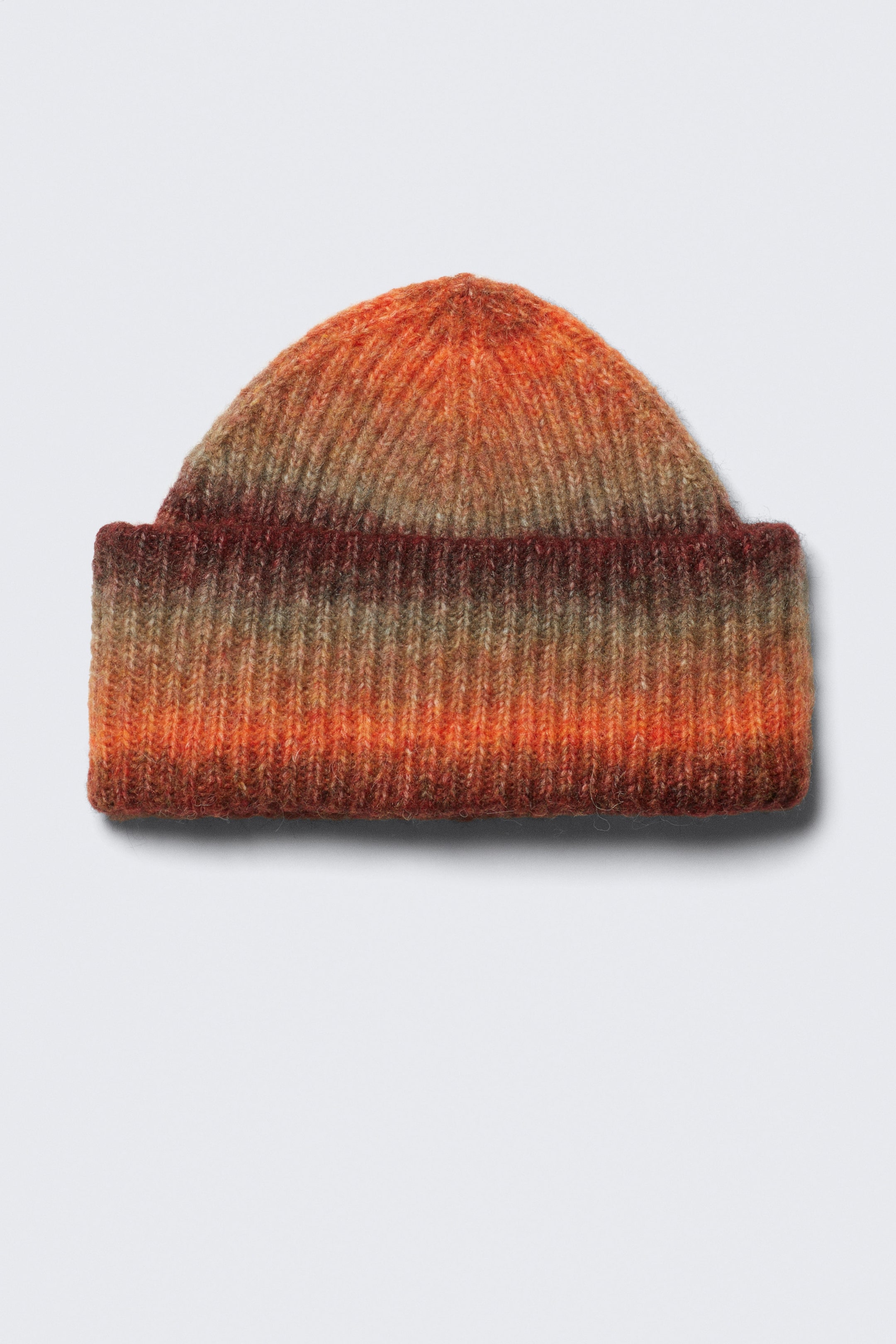 Leuchtend Orange/Burgunderrot - Umgeschlagener Beanie aus Rippstrick