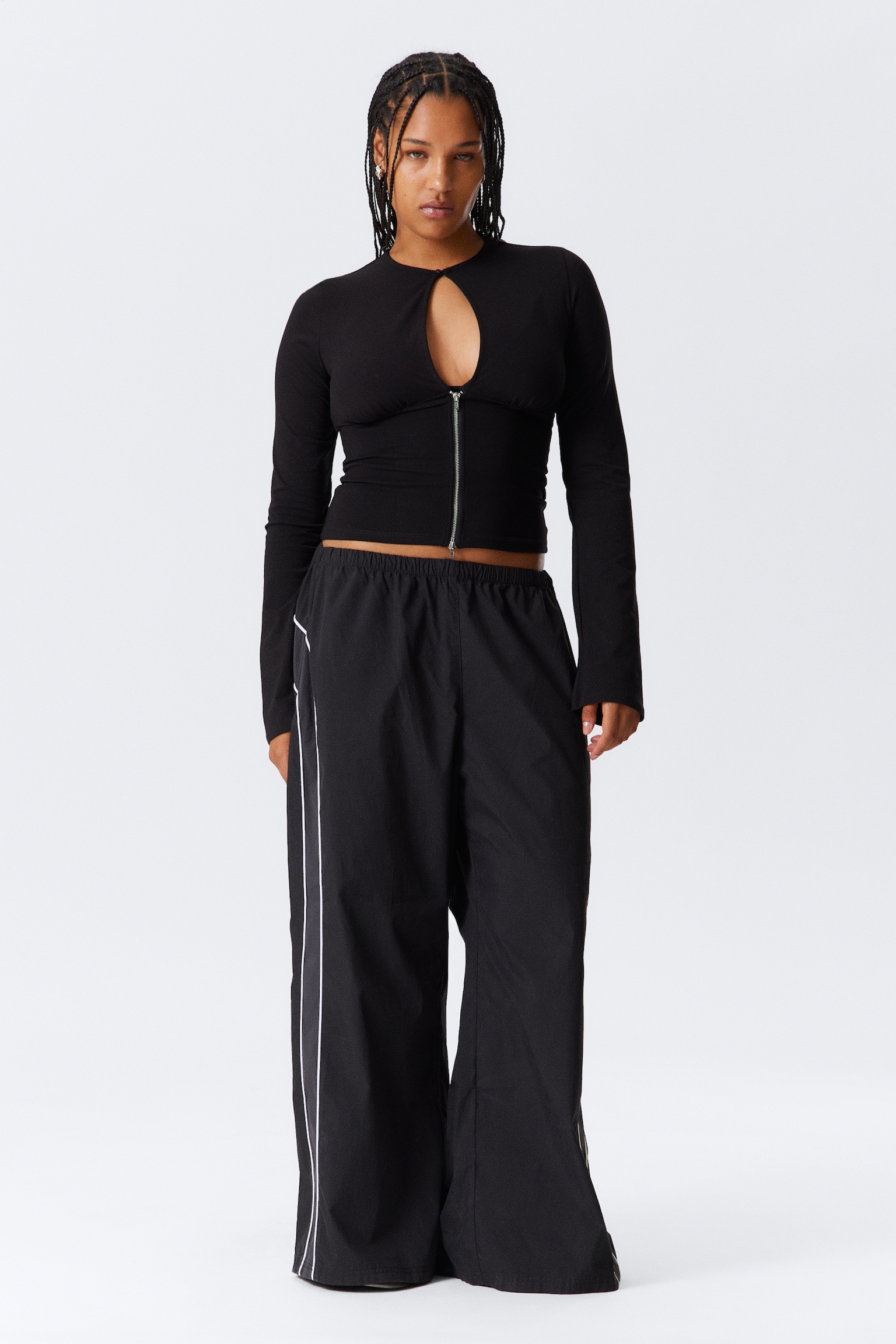 Slim Long-Sleeved Zip Top - Black - 5