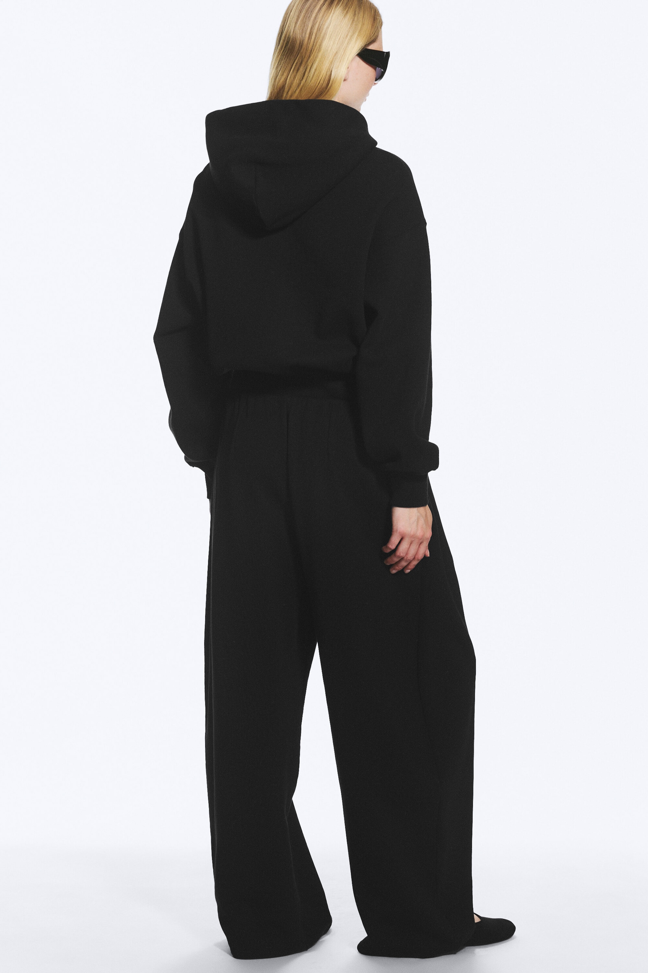 Black - Cropped Boxy Zip Hoodie - 3