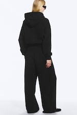 Black - Cropped Boxy Zip Hoodie - 3