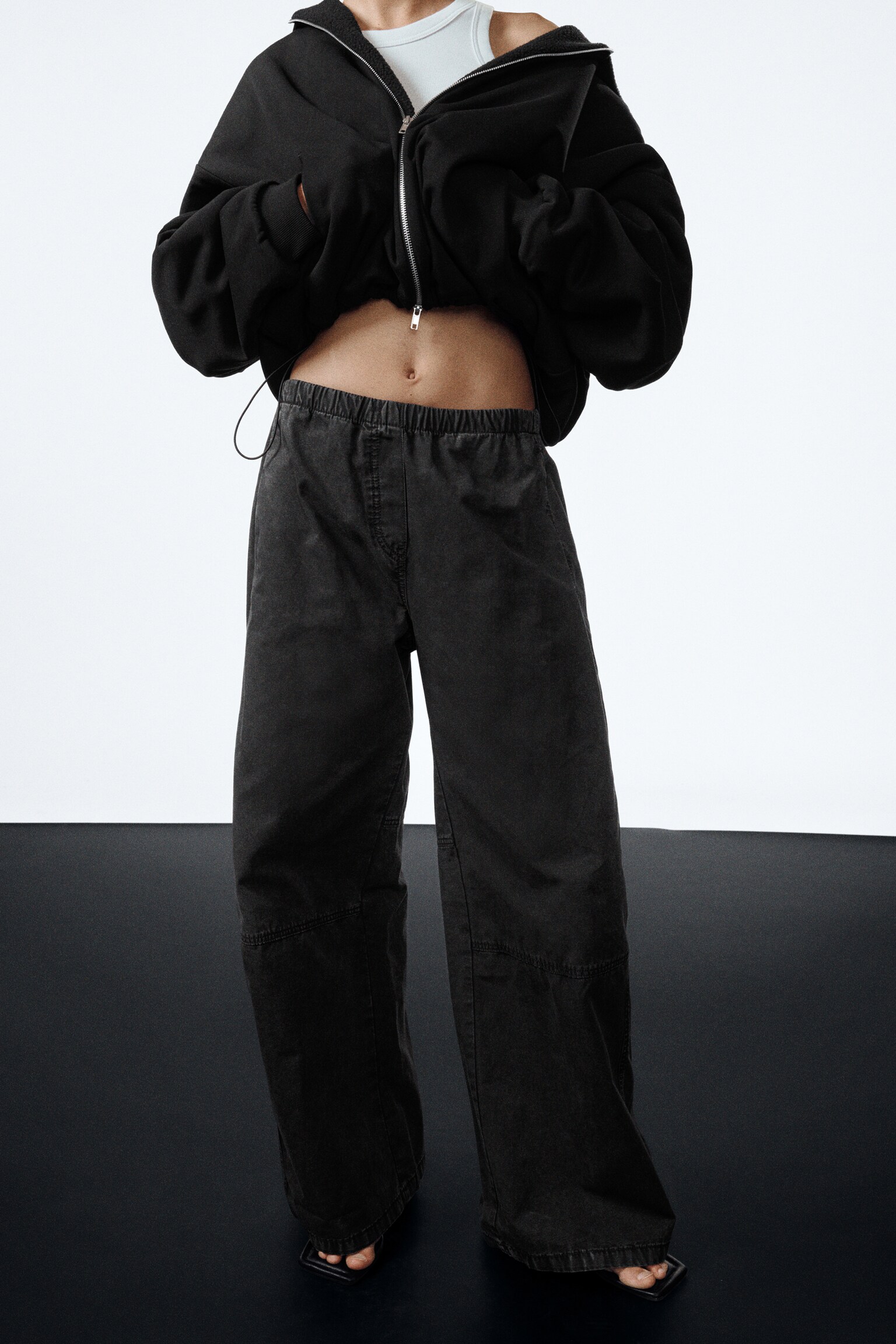 Low Rise Baggy Washed Canvas Trousers - Washed Black/Washed Dark Khaki Green - 3