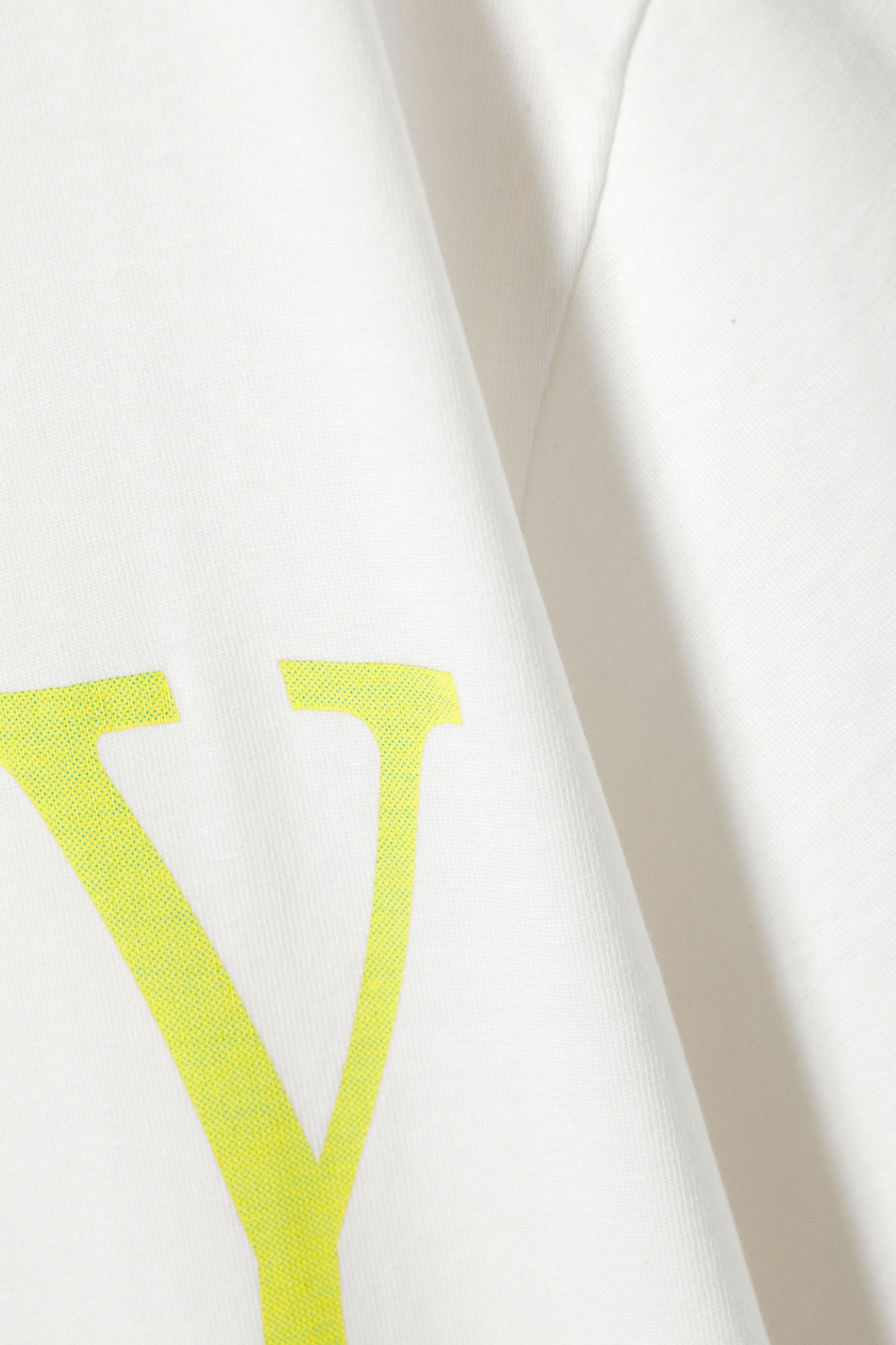White - Fuzzy - Graphic Oversized Cotton T-shirt - 4
