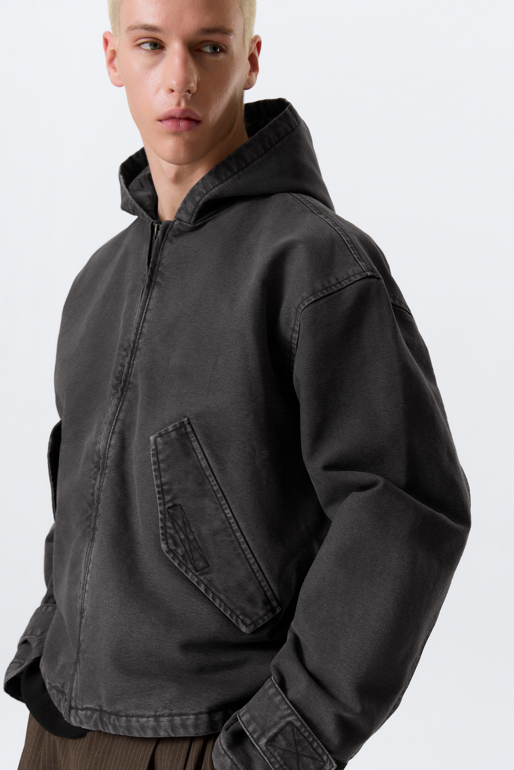 Schwarz meliert - Locker geschnittene Kapuzenjacke aus Canvas - 7