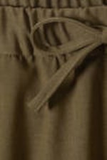 Khaki - Weite Twill-Anzugshorts mit Kordelzug - 5