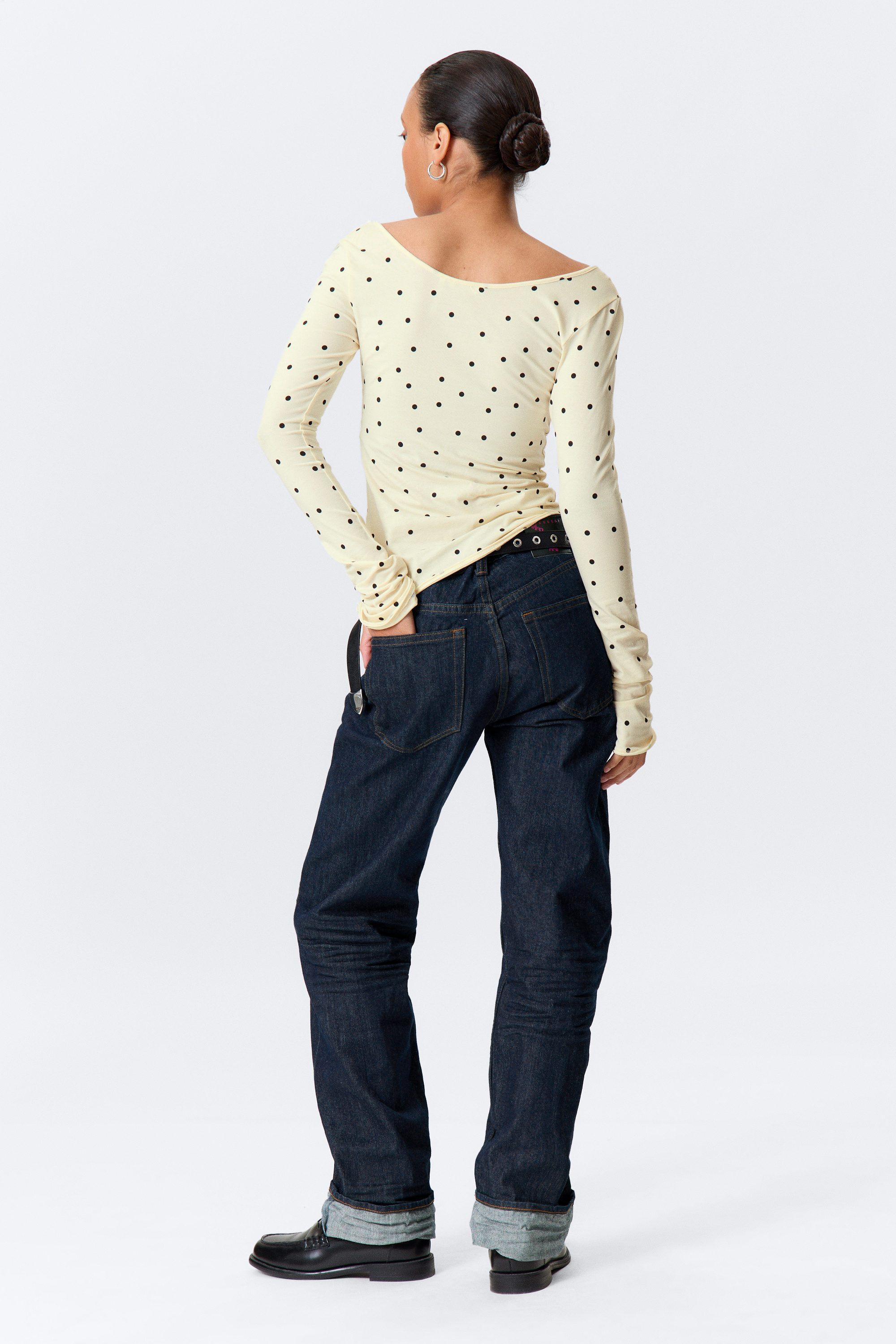 Light Yellow - Dots - Slim fit top met ronde hals en lange mouwen - 2