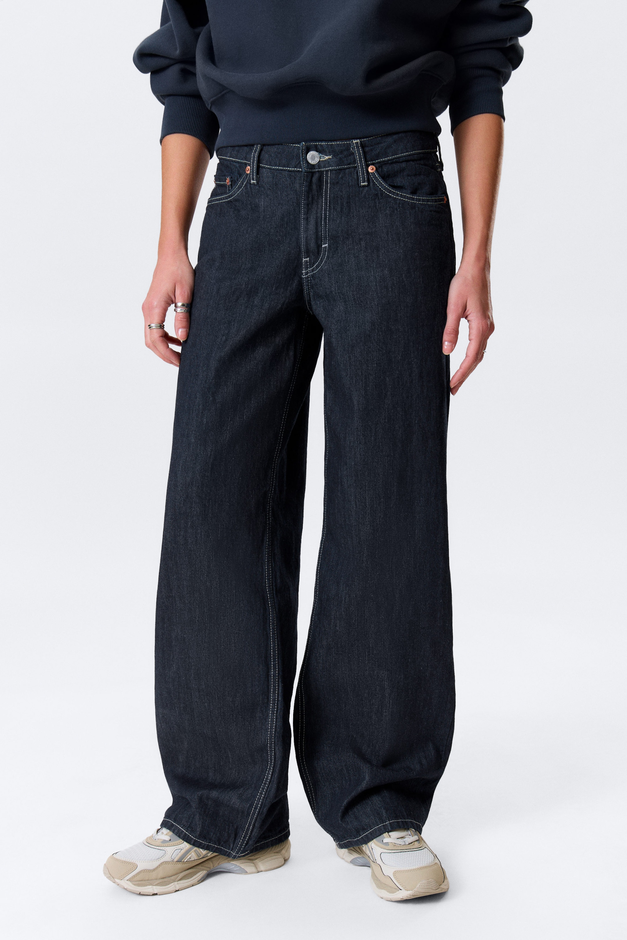 Blue Rinse - Dark Blue - Ample Low Rise Loose Wide Leg Jeans - 2