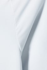 Poederig lichtblauw - Off-shoulder top met lange mouwen - 1