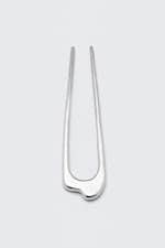 Silvergrå - Skulptural hårnål i metall - 0