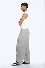 Grau meliert - Weite Sweatpants mit Bundfalten - 2