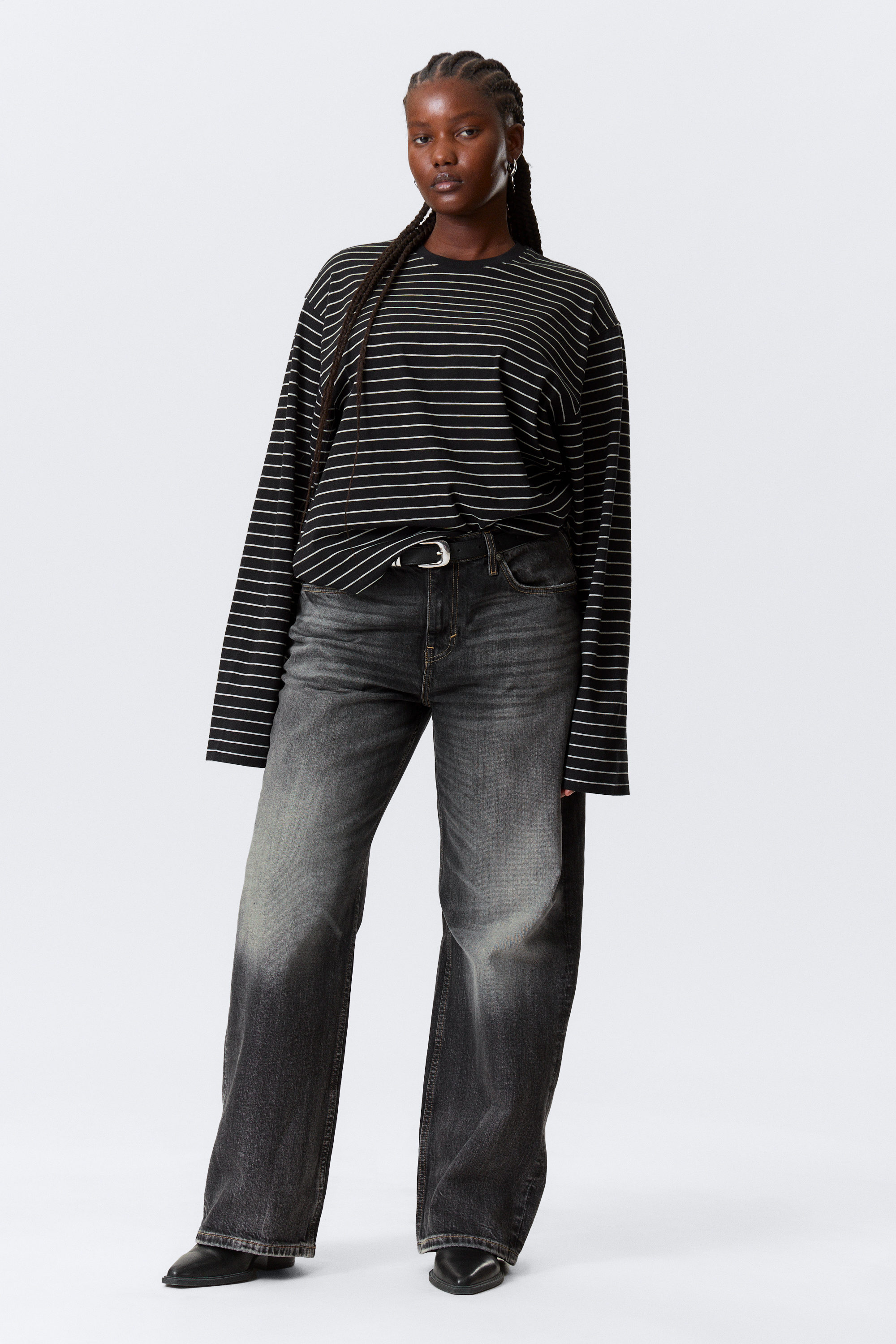 Schwarz mit Streifen - Boxy Longsleeve aus Baumwolle - 2