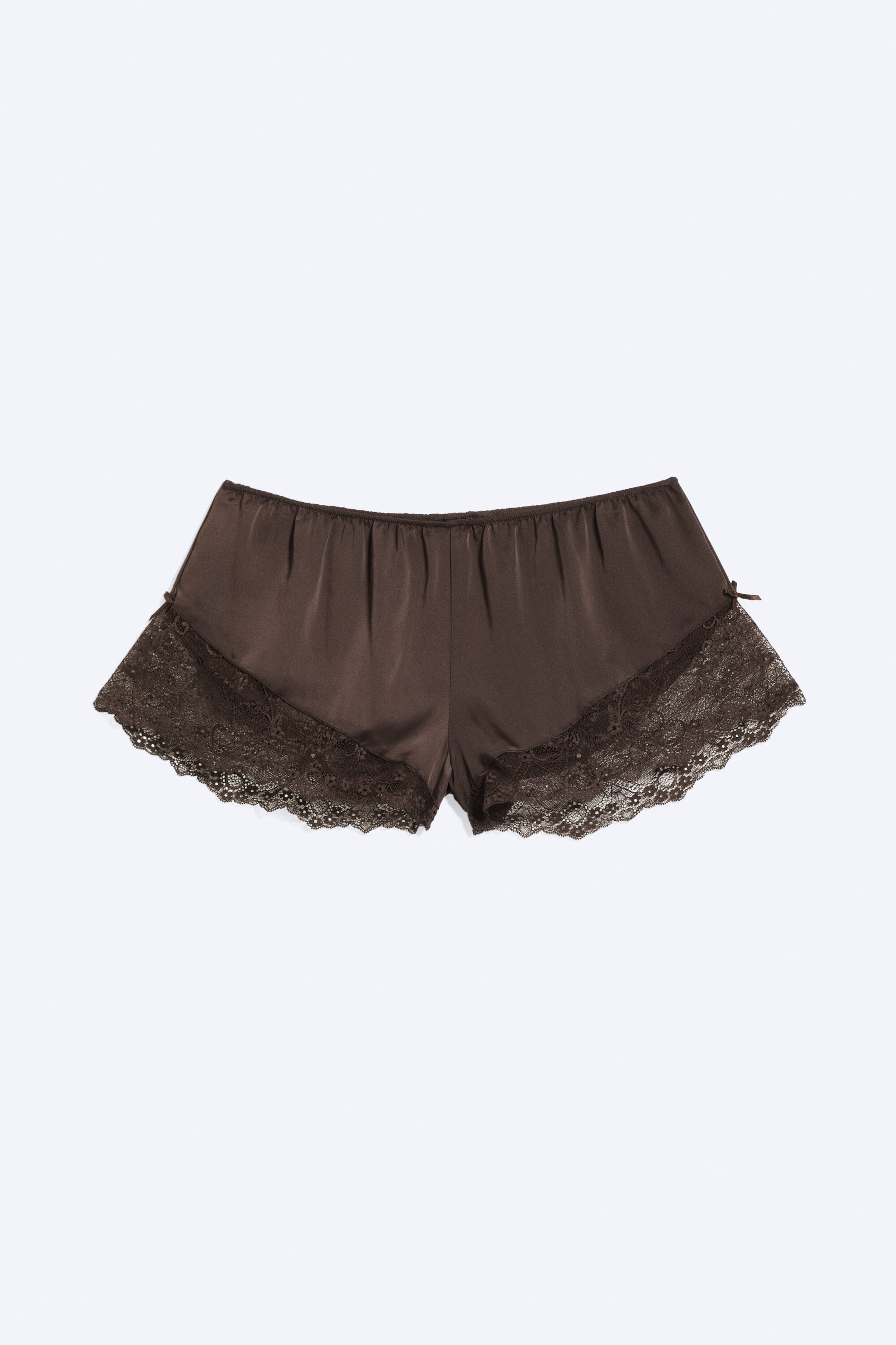 Dunkelbraun - Kurze Satin-Shorts mit Spitze - 4