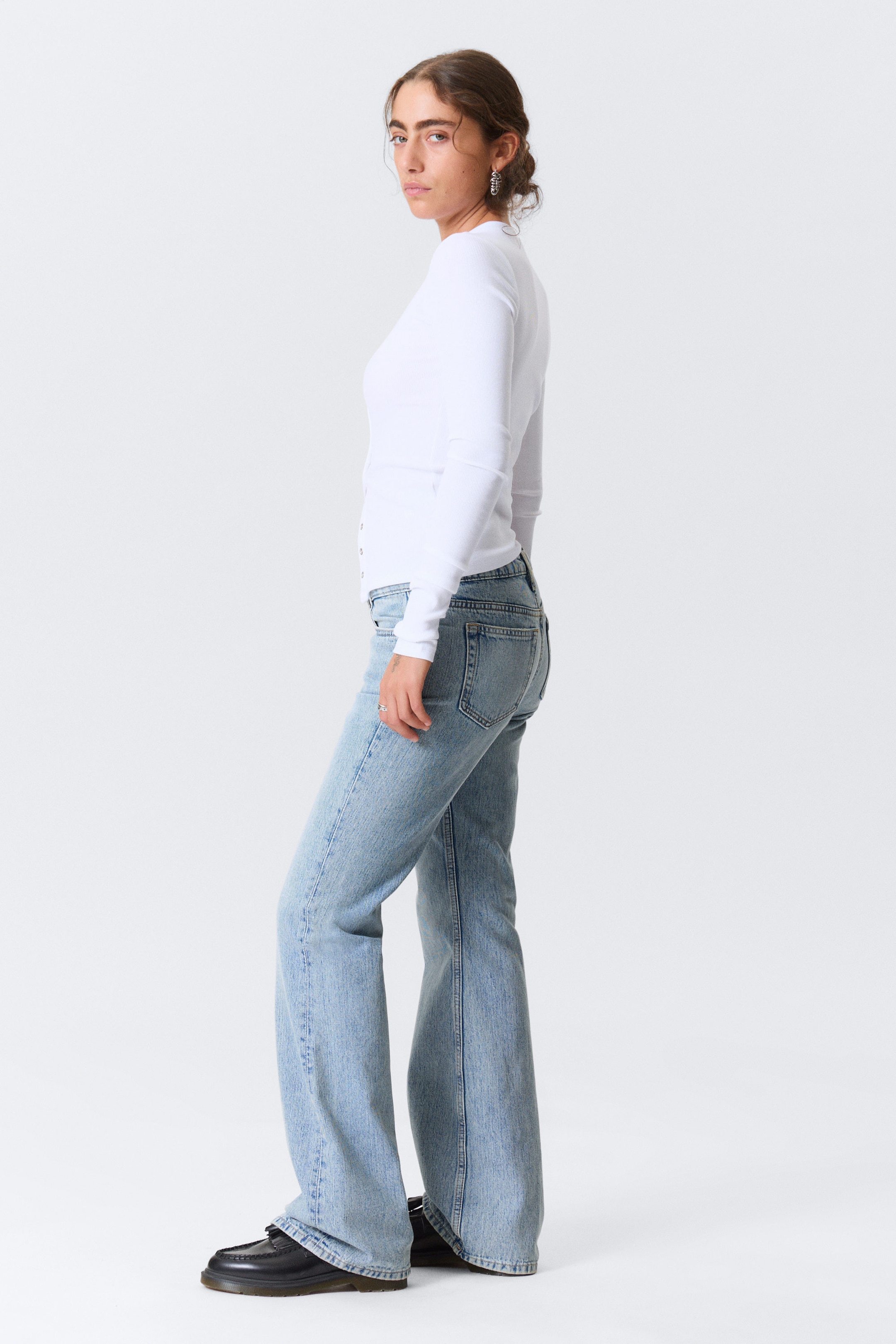 Lip Blue - Ljusblå - Nova Low Waist Slim Bootcut Leg Jeans - 2