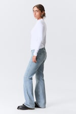 Lip Blue - Ljusblå - Nova Low Waist Slim Bootcut Leg Jeans - 2