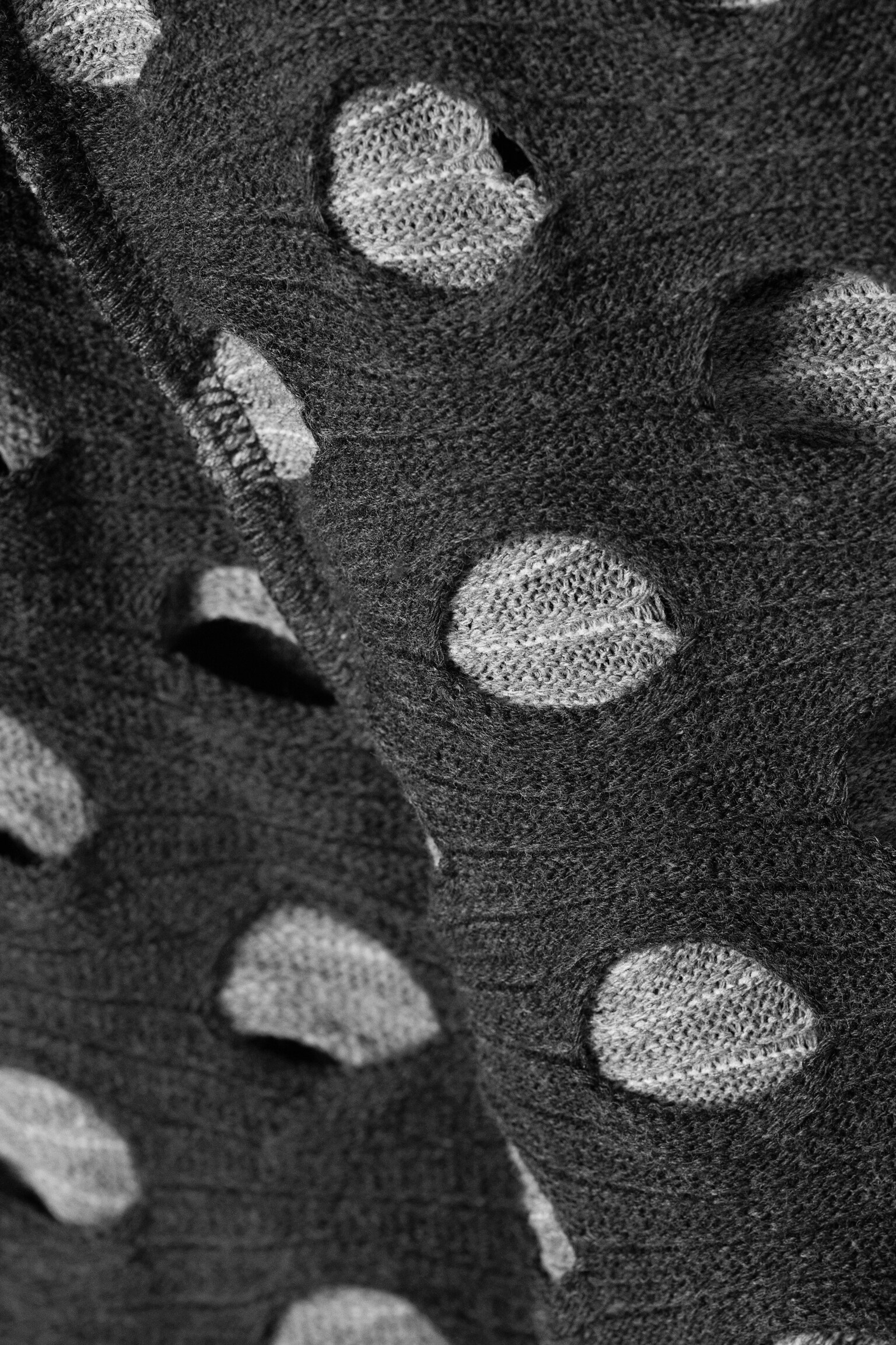 Топ с дълги ръкави и лодка деколте с изтъркан ефект - Тъмносиво - 4