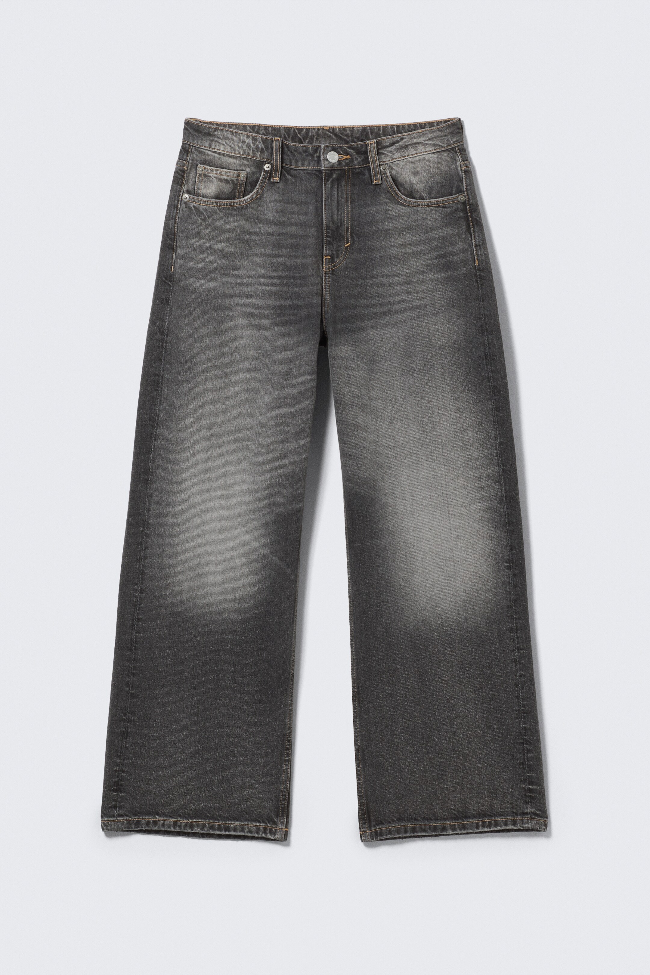 Visa större bild: Missy Low Waist Loose Straight Leg Jeans - Dusky Black - Svart - DAM | H&M SE 1