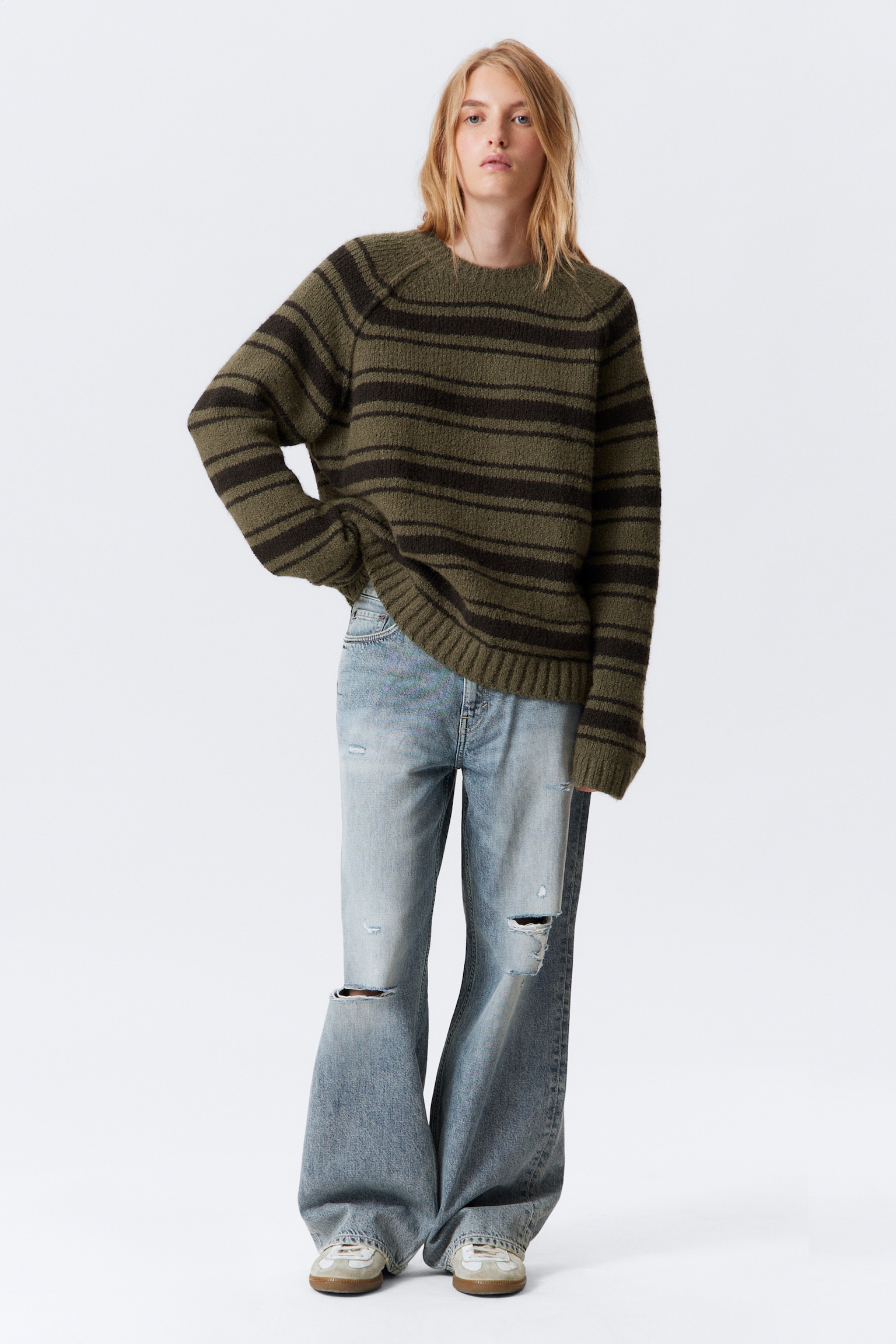 Sweter reglanowy Loose Knitted - Pasiasta zieleń khaki/Beżowy/Ciemnozielony
