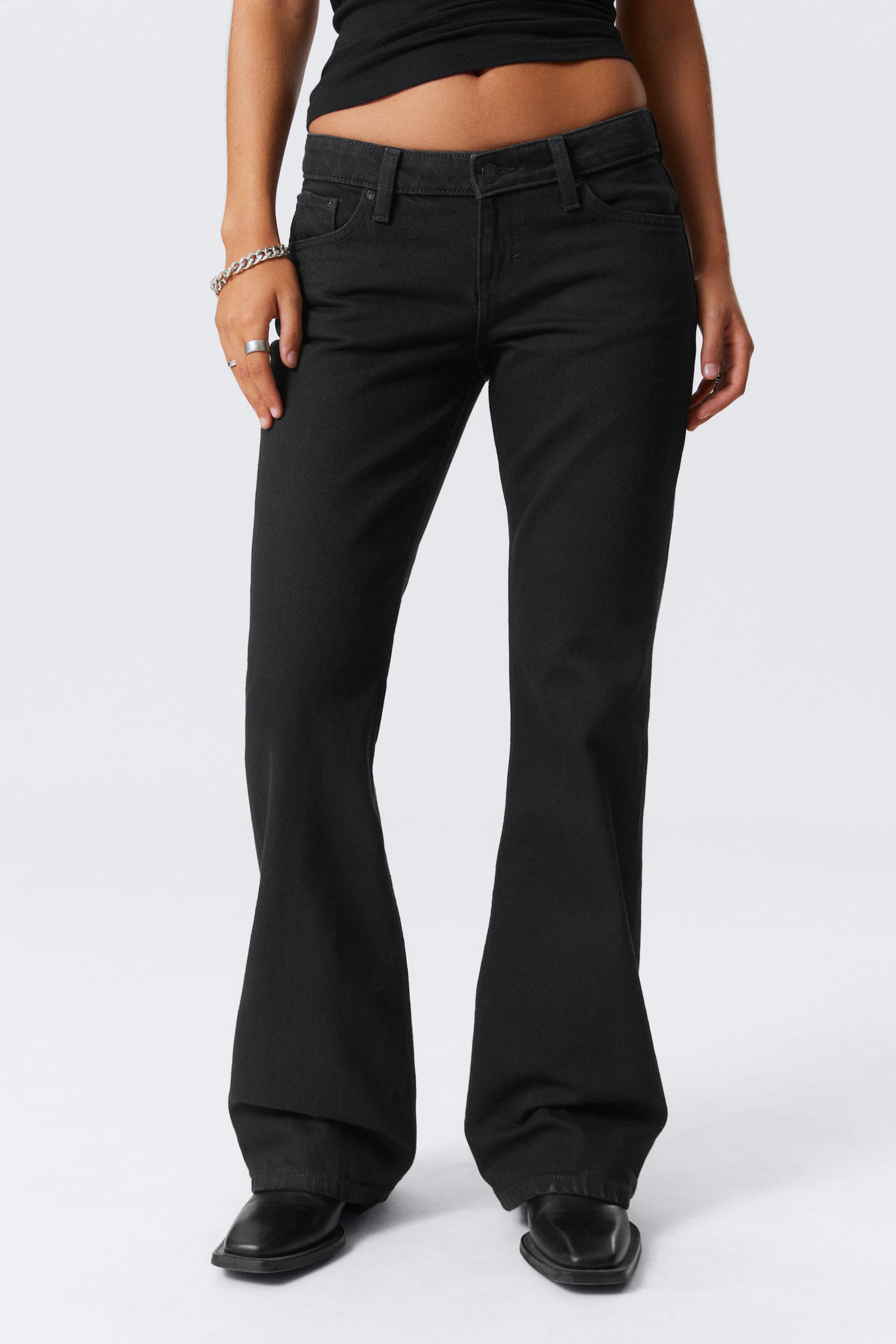 Black Rinse - Schwarz - Nova Low Waist Slim Bootcut Leg Jeans - 3