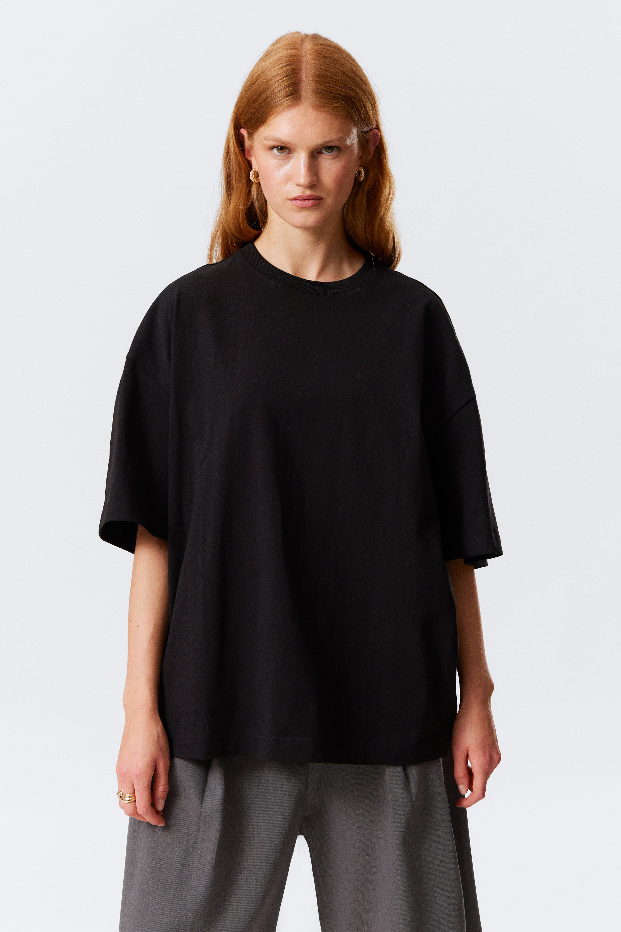 Black - Oversized Short-Sleeved Cotton T-shirt - 2