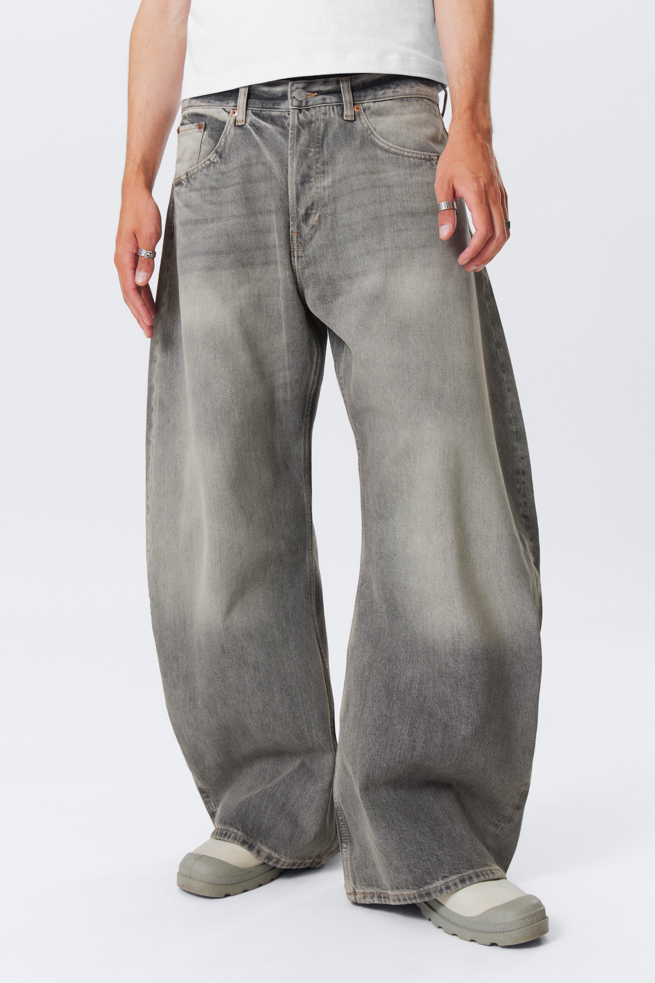 Canyon Grey - Medium Grey - Solera Loose Barrel Jeans - 2