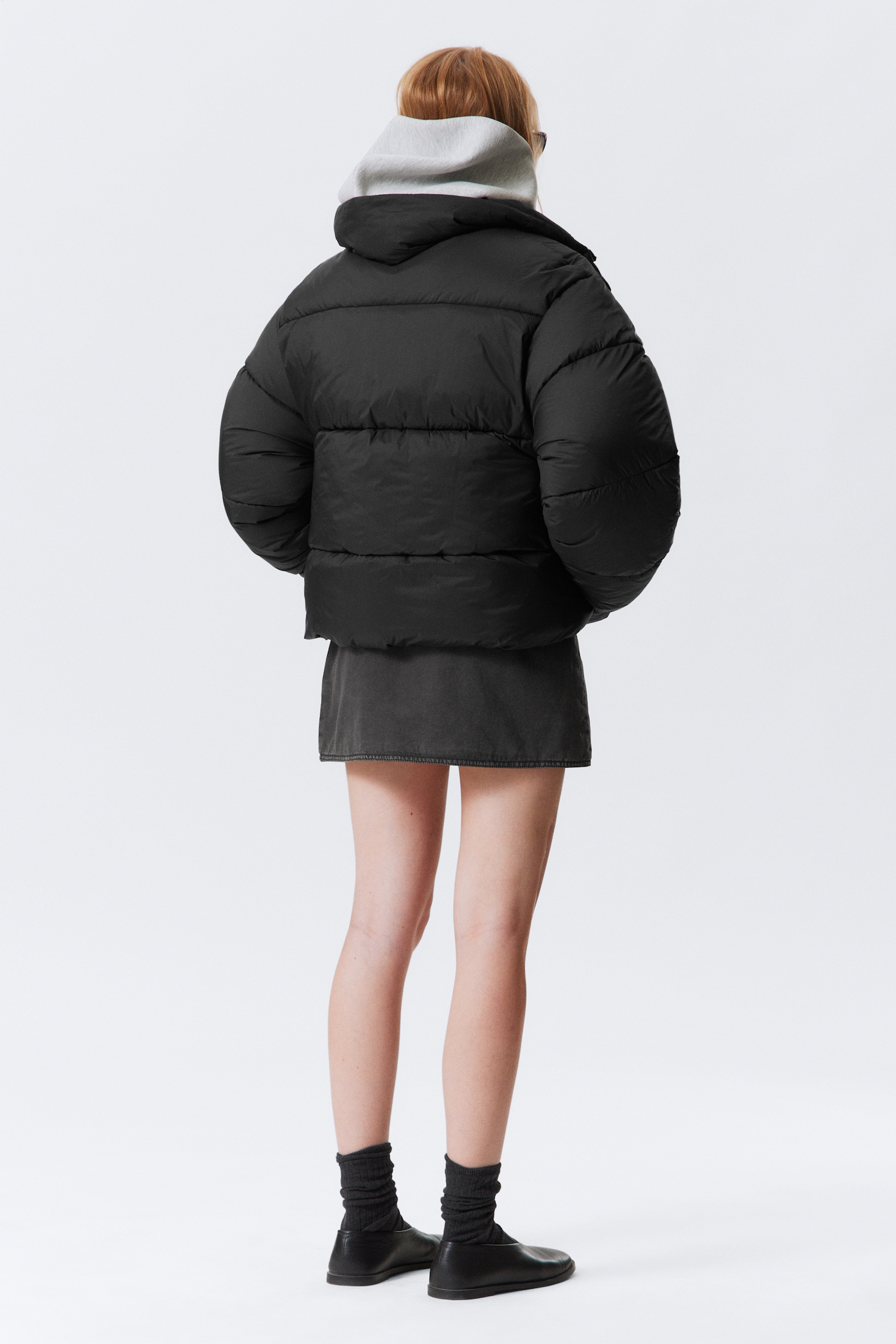 Short Oversized Puffer Jacket - Black/Dark Brown - 4