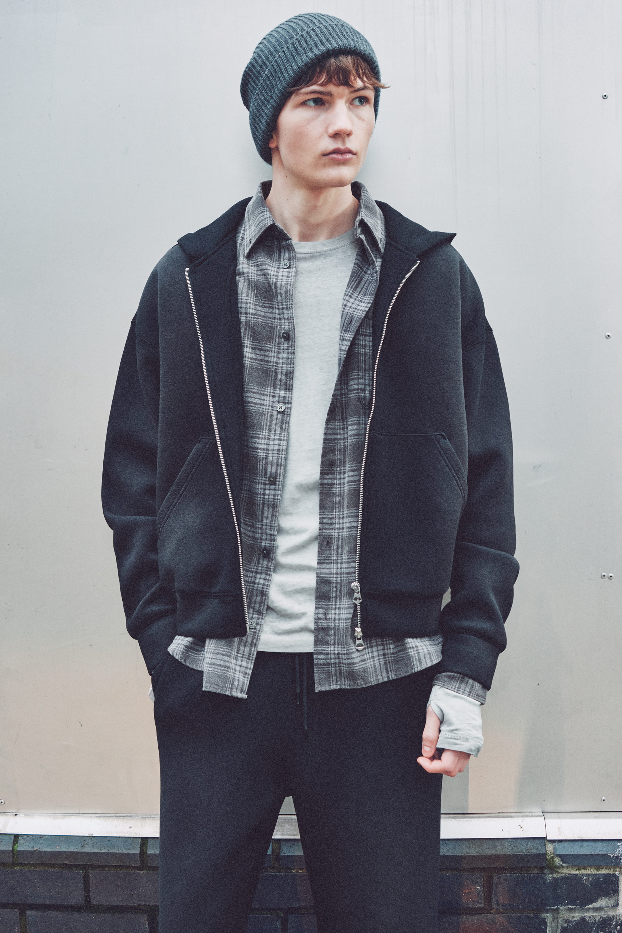 Verblasstes Schwarz - Simon – Verwaschener Scuba-Zip-Hoodie. - 2