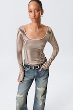 Light Pink/Brown Stripe - Long-Sleeved Slim Fit Scoop Neck Top - 2