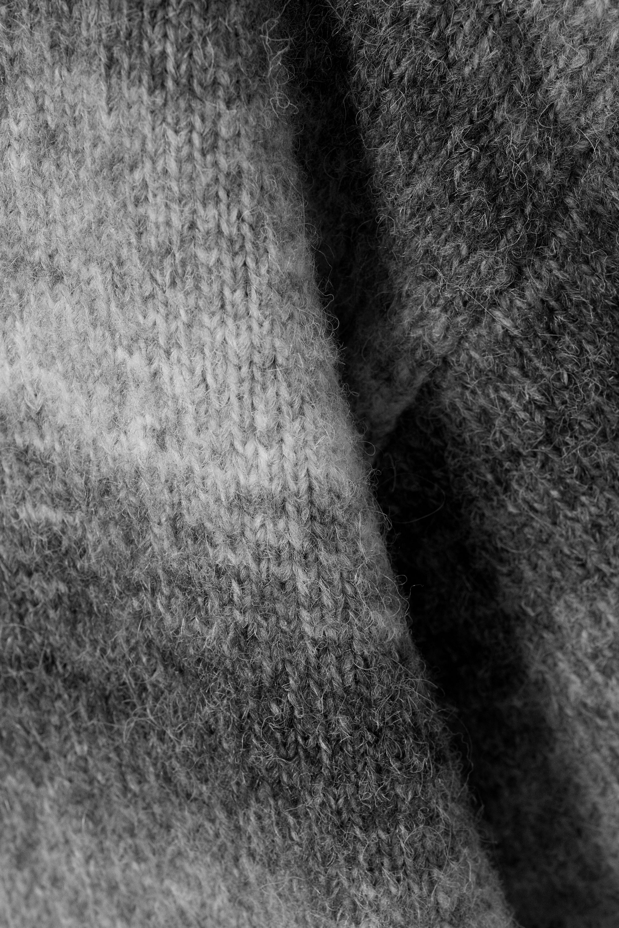 Grey Melange - Loose Fit Space-Dyed Knitted Sweater - 2